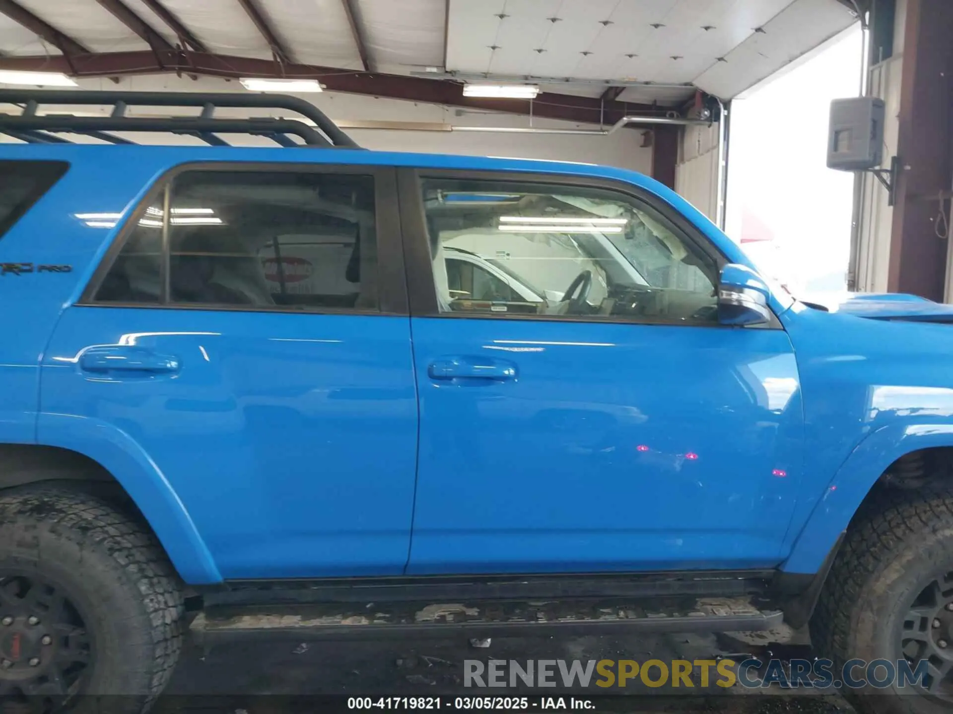 14 fotografías del automóvil dañado JTEBU5JR7K5645074 TOYOTA 4RUNNER 2019