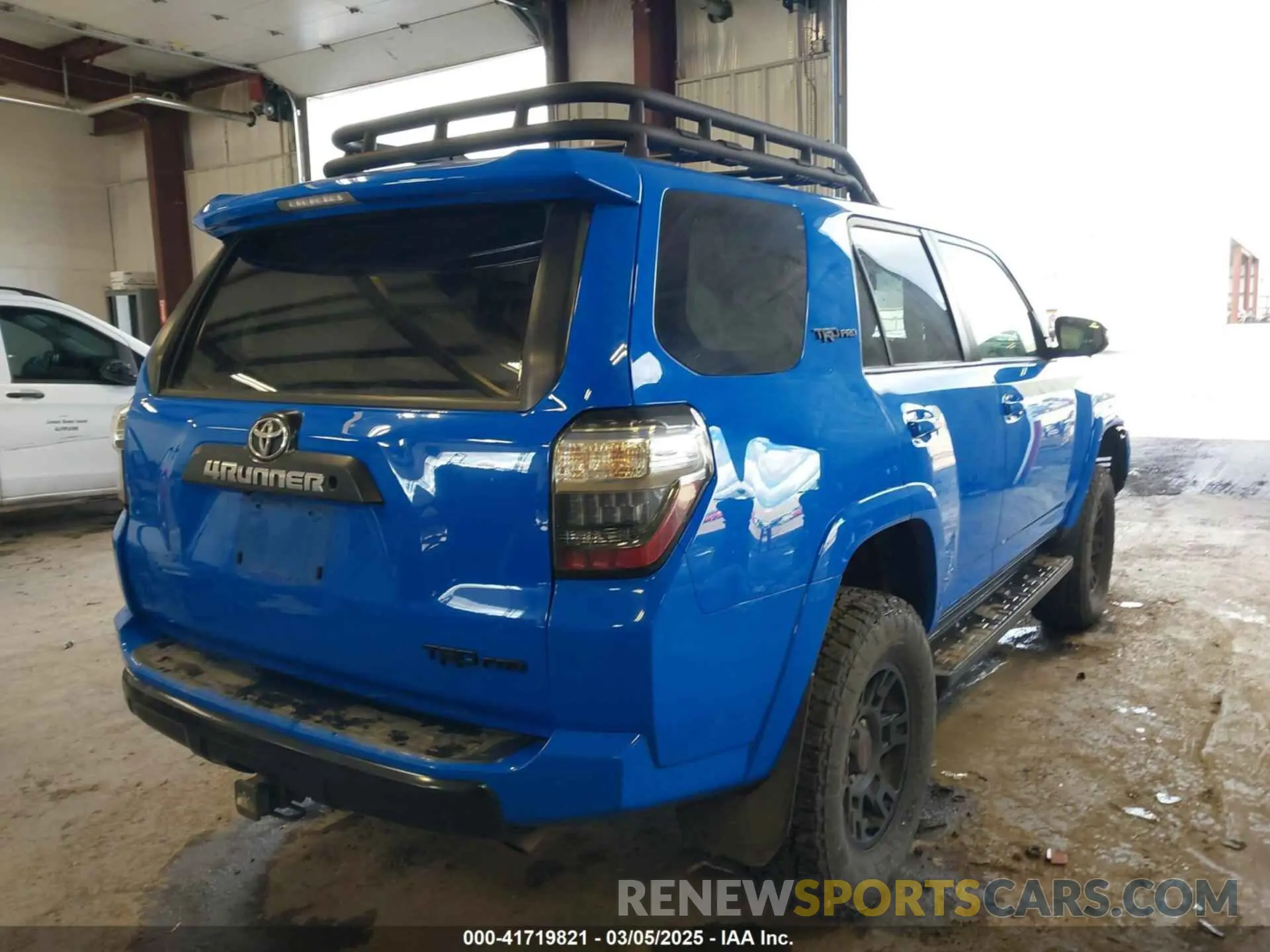 4 fotografías del automóvil dañado JTEBU5JR7K5645074 TOYOTA 4RUNNER 2019