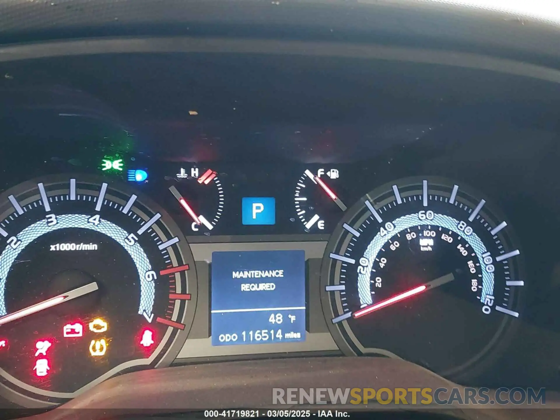 7 fotografías del automóvil dañado JTEBU5JR7K5645074 TOYOTA 4RUNNER 2019
