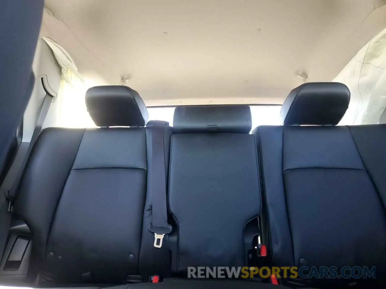 10 fotografías del automóvil dañado JTEBU5JR7K5648248 TOYOTA 4RUNNER 2019