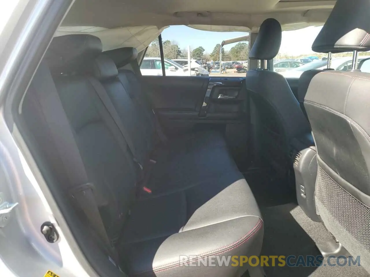 11 fotografías del automóvil dañado JTEBU5JR7K5648248 TOYOTA 4RUNNER 2019