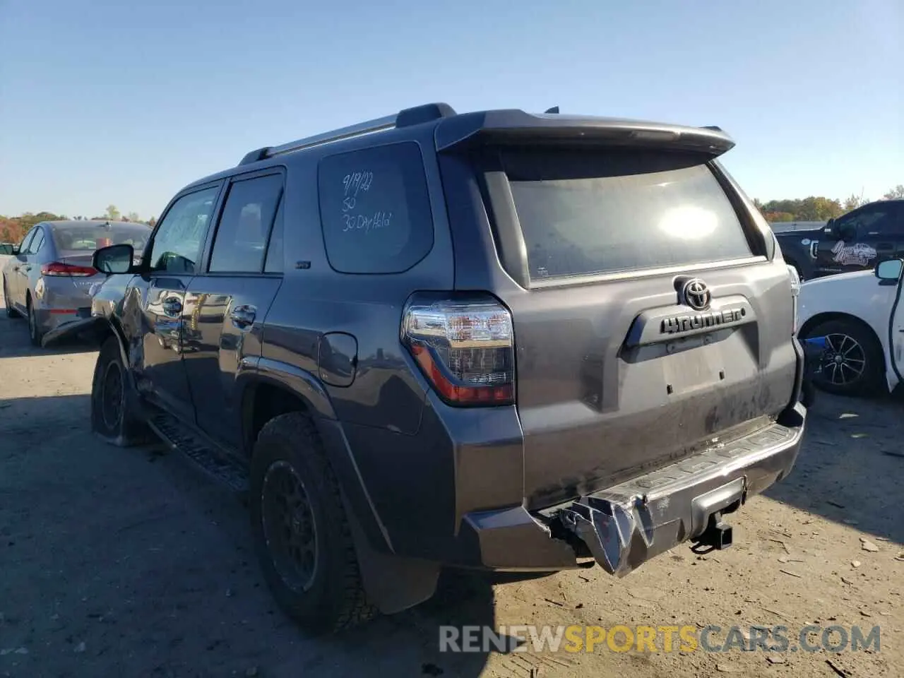 3 fotografías del automóvil dañado JTEBU5JR7K5650498 TOYOTA 4RUNNER 2019