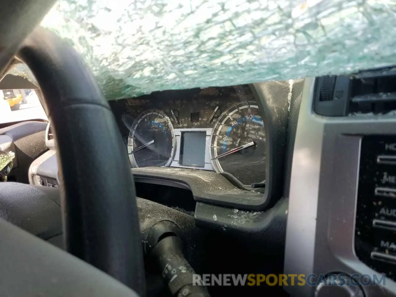 9 fotografías del automóvil dañado JTEBU5JR7K5682335 TOYOTA 4RUNNER 2019
