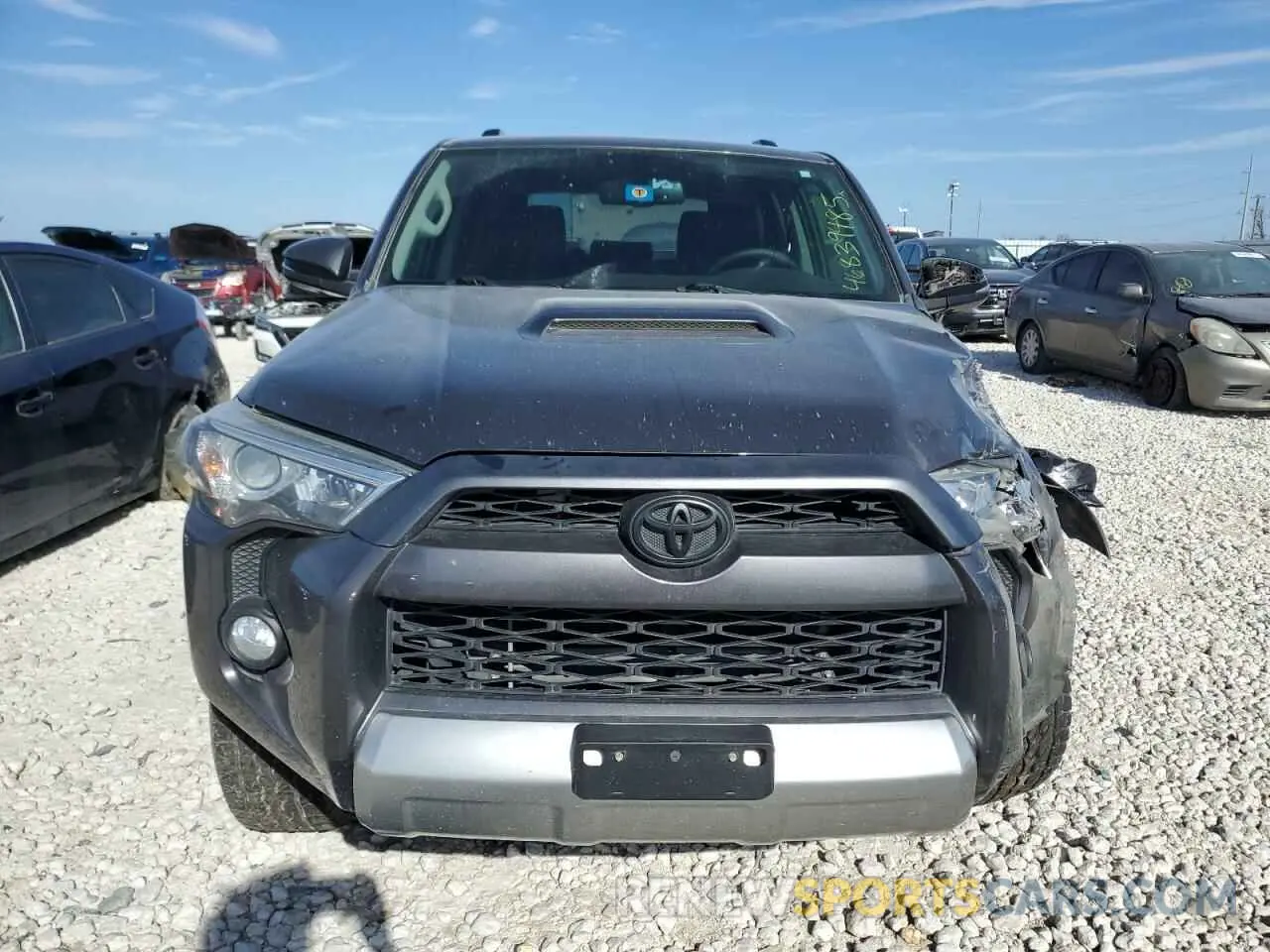 5 fotografías del automóvil dañado JTEBU5JR7K5697448 TOYOTA 4RUNNER 2019