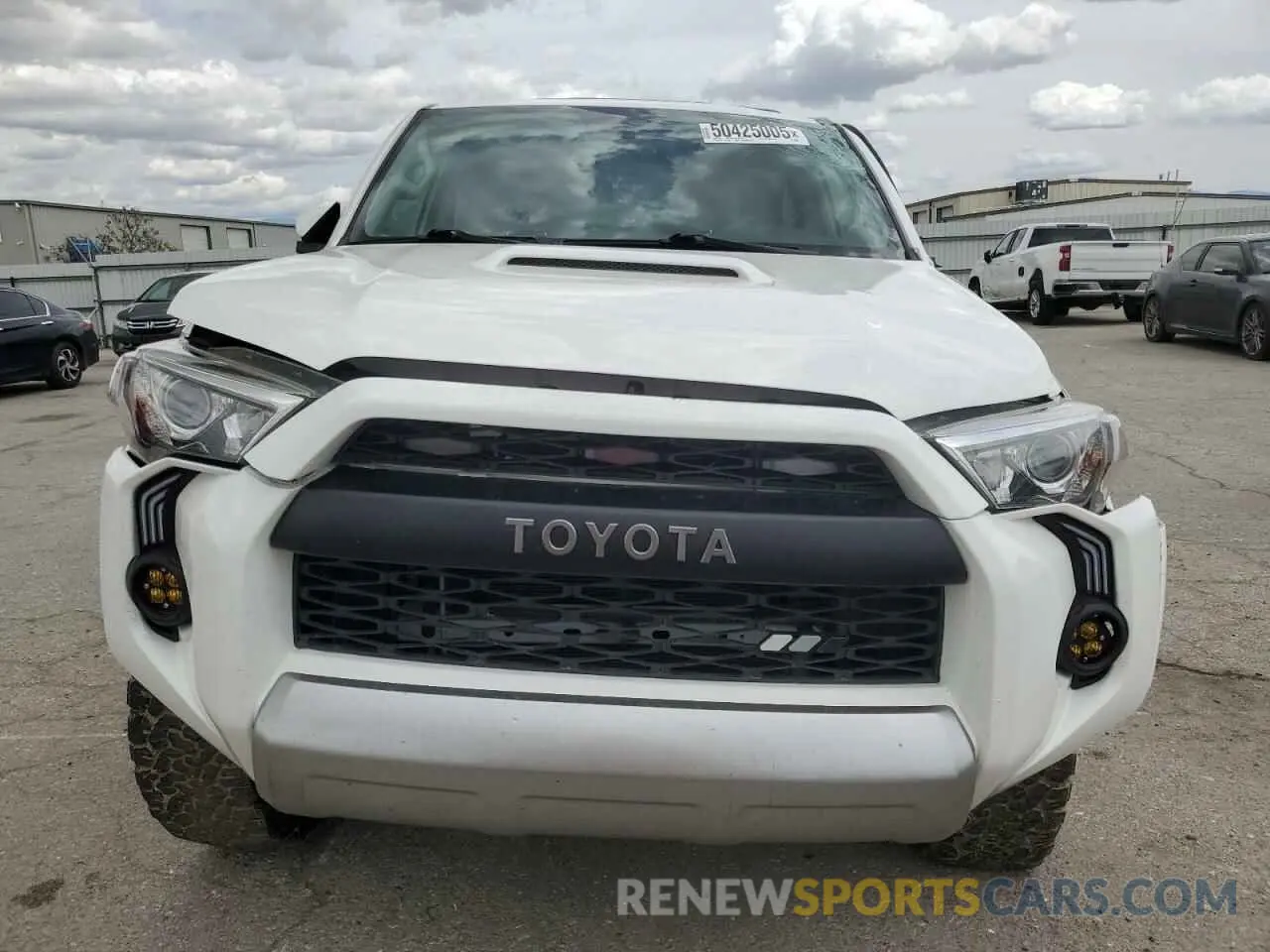 5 fotografías del automóvil dañado JTEBU5JR7K5703538 TOYOTA 4RUNNER 2019