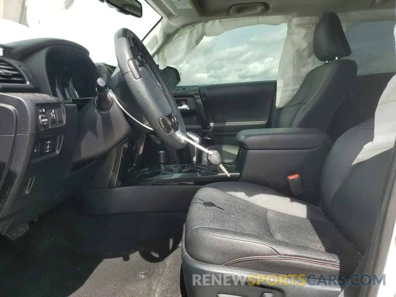 7 fotografías del automóvil dañado JTEBU5JR7K5703538 TOYOTA 4RUNNER 2019