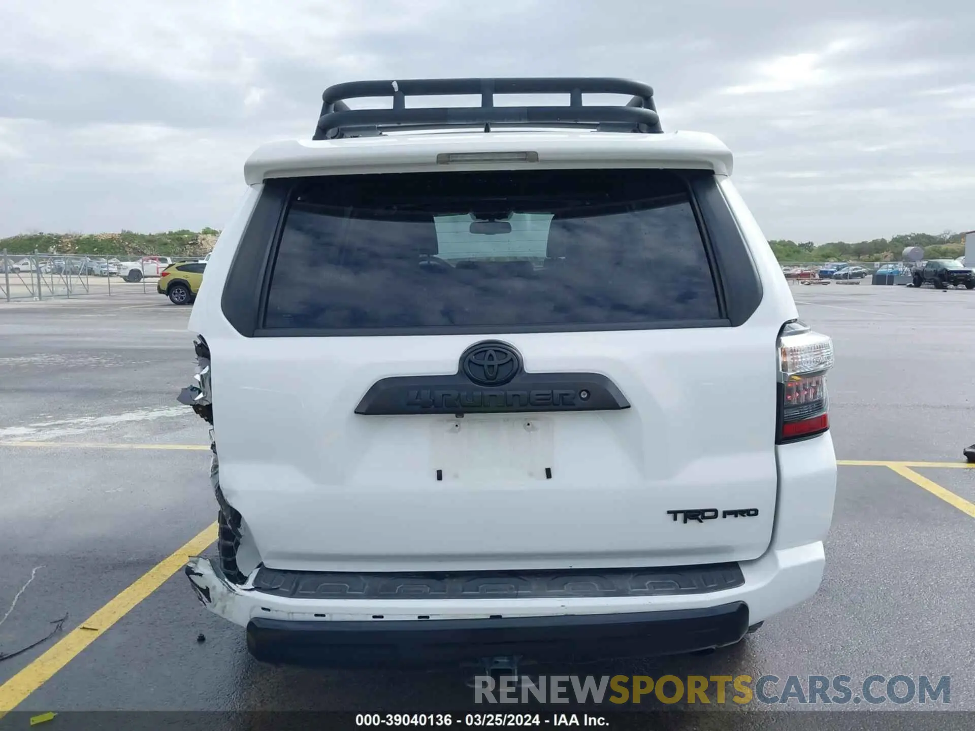 17 fotografías del automóvil dañado JTEBU5JR7K5712028 TOYOTA 4RUNNER 2019