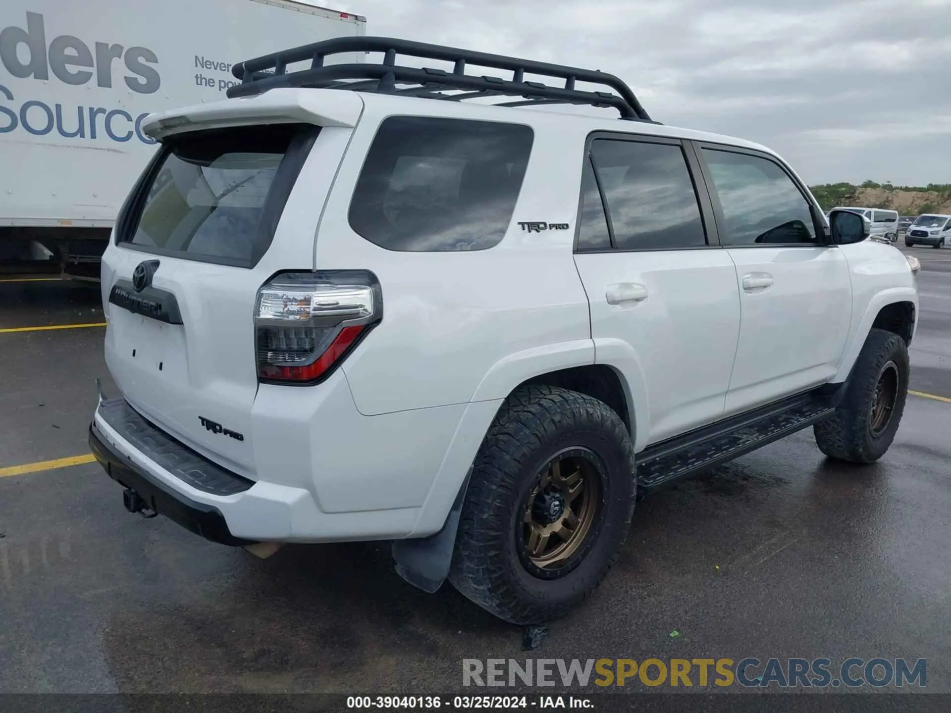 4 fotografías del automóvil dañado JTEBU5JR7K5712028 TOYOTA 4RUNNER 2019