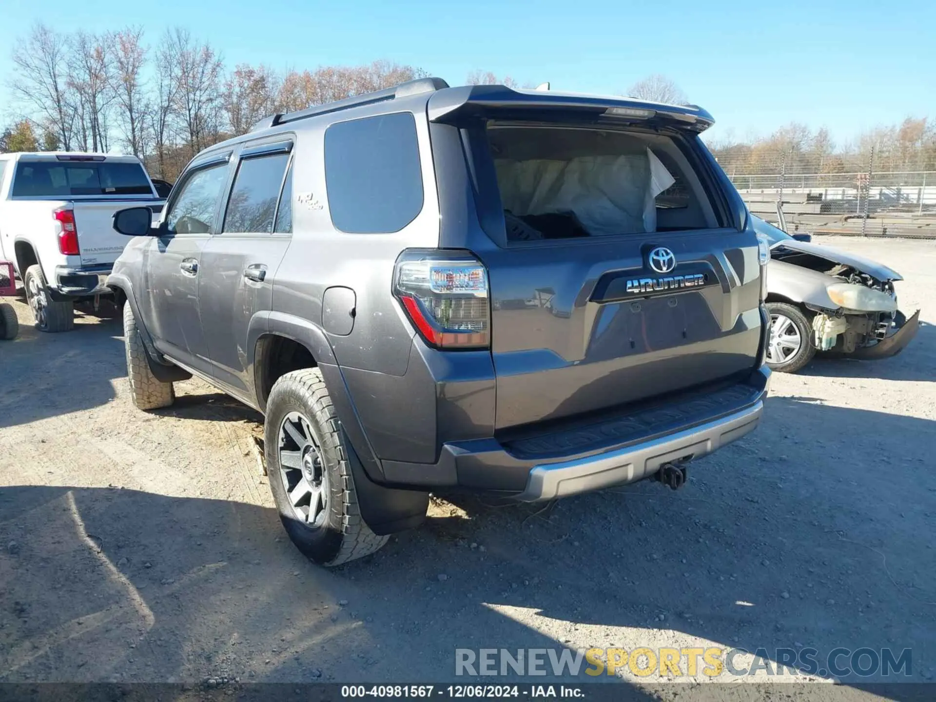 3 fotografías del automóvil dañado JTEBU5JR7K5720842 TOYOTA 4RUNNER 2019