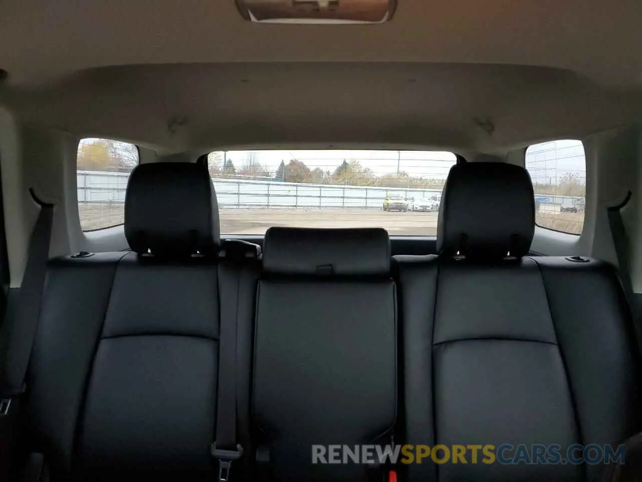 10 fotografías del automóvil dañado JTEBU5JR7K5730240 TOYOTA 4RUNNER 2019