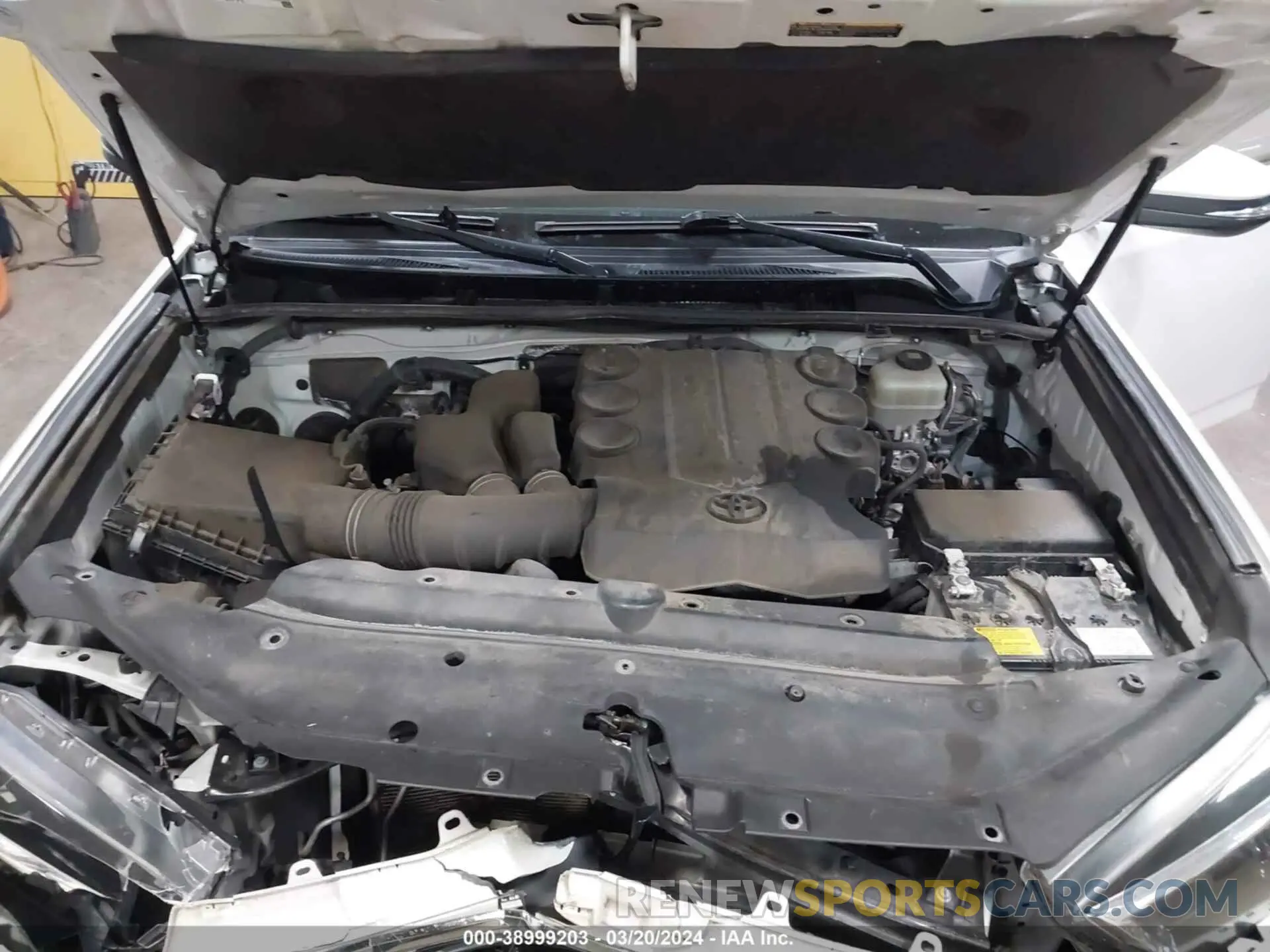 10 fotografías del automóvil dañado JTEBU5JR8K5635248 TOYOTA 4RUNNER 2019