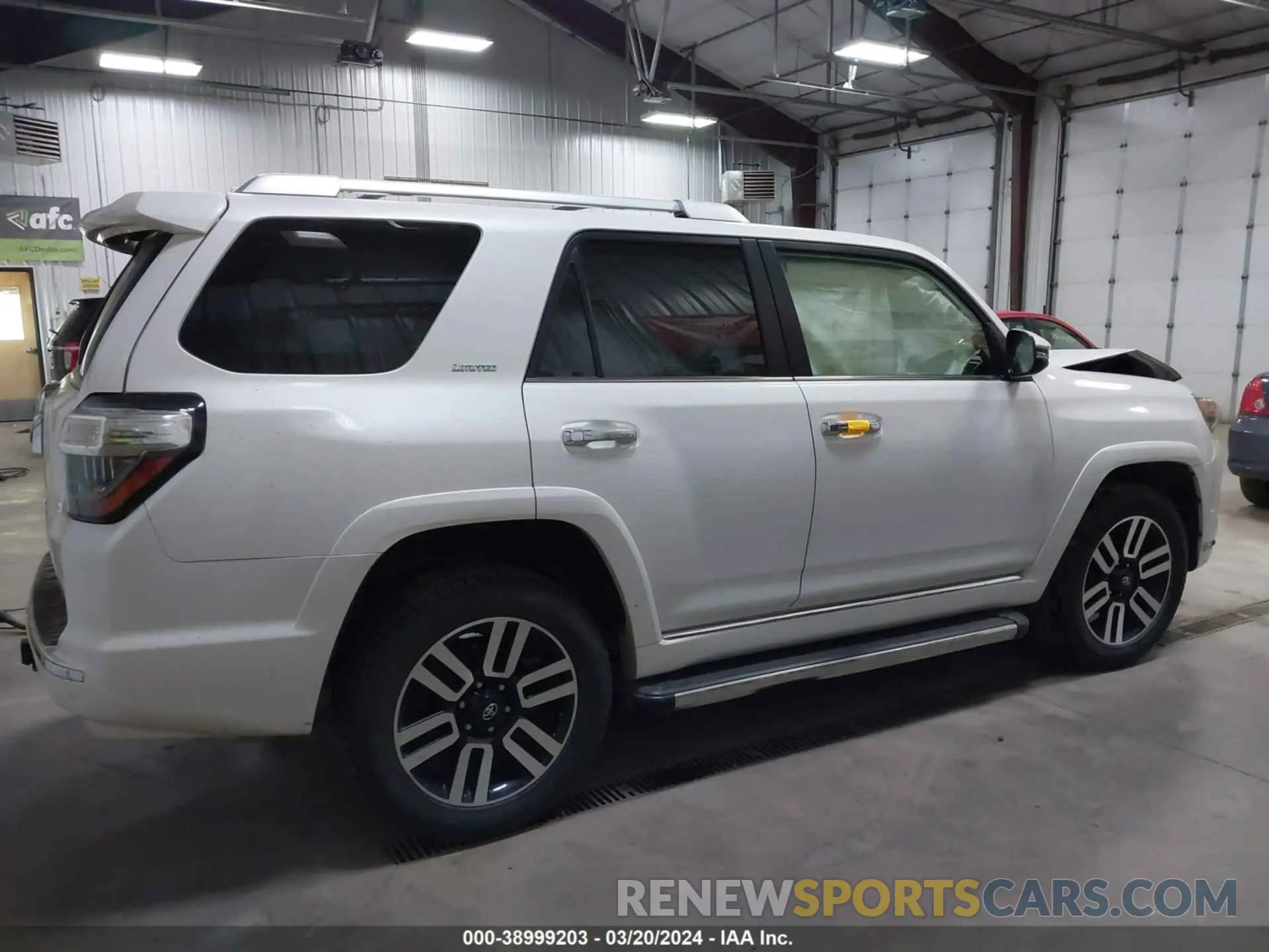 13 fotografías del automóvil dañado JTEBU5JR8K5635248 TOYOTA 4RUNNER 2019