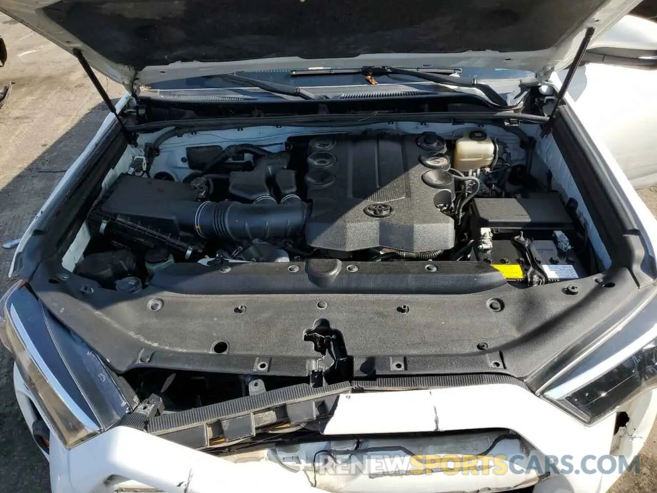 11 fotografías del automóvil dañado JTEBU5JR8K5648873 TOYOTA 4RUNNER 2019