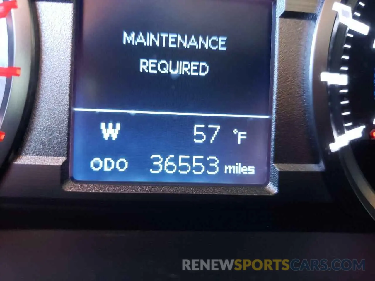 8 fotografías del automóvil dañado JTEBU5JR8K5654771 TOYOTA 4RUNNER 2019