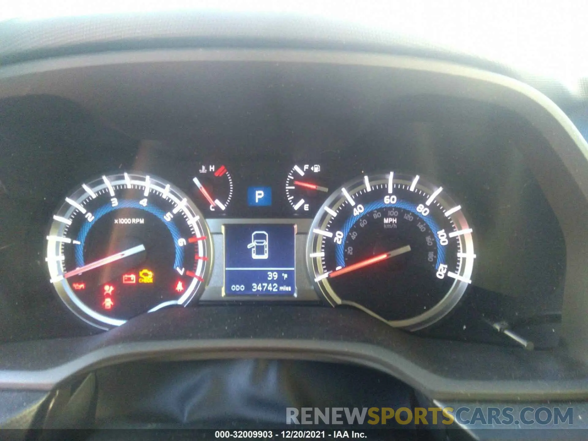 7 fotografías del automóvil dañado JTEBU5JR8K5657993 TOYOTA 4RUNNER 2019