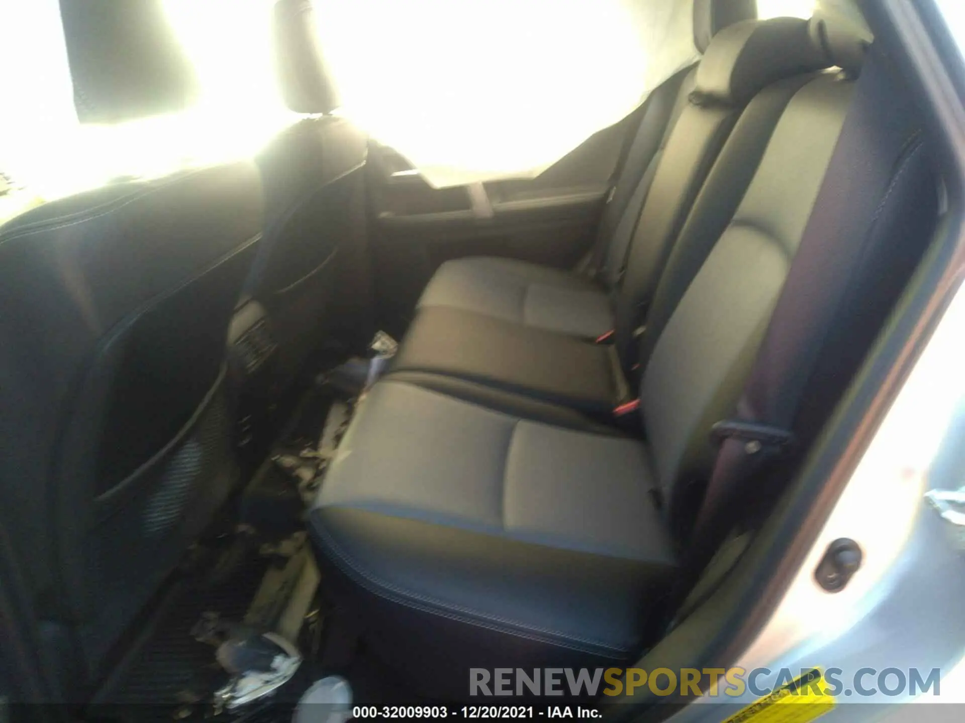 8 fotografías del automóvil dañado JTEBU5JR8K5657993 TOYOTA 4RUNNER 2019