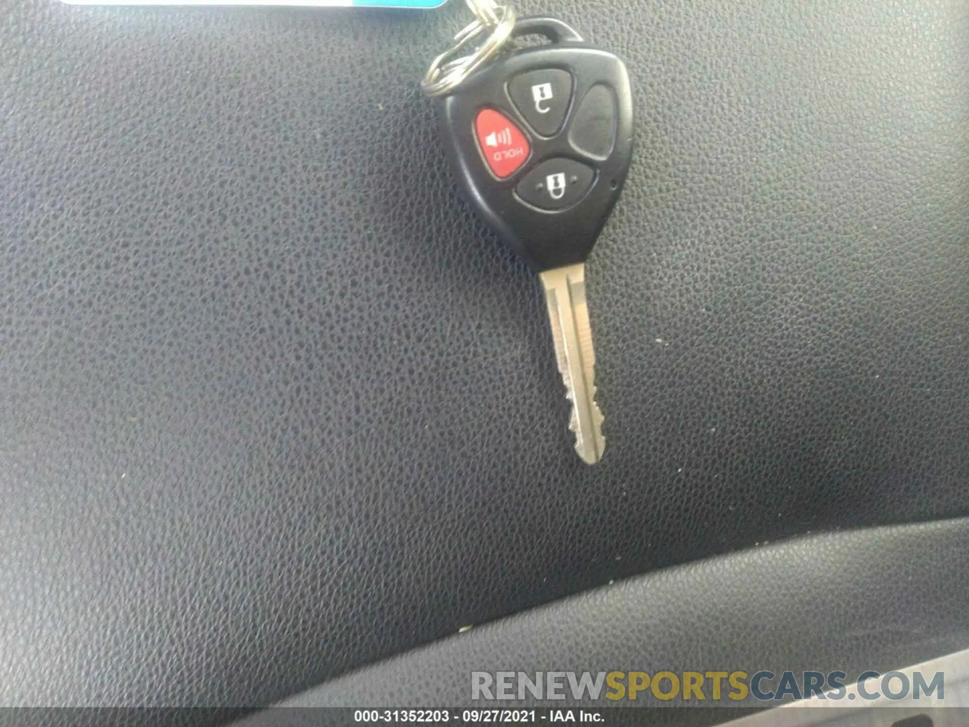 11 fotografías del automóvil dañado JTEBU5JR9K5628521 TOYOTA 4RUNNER 2019