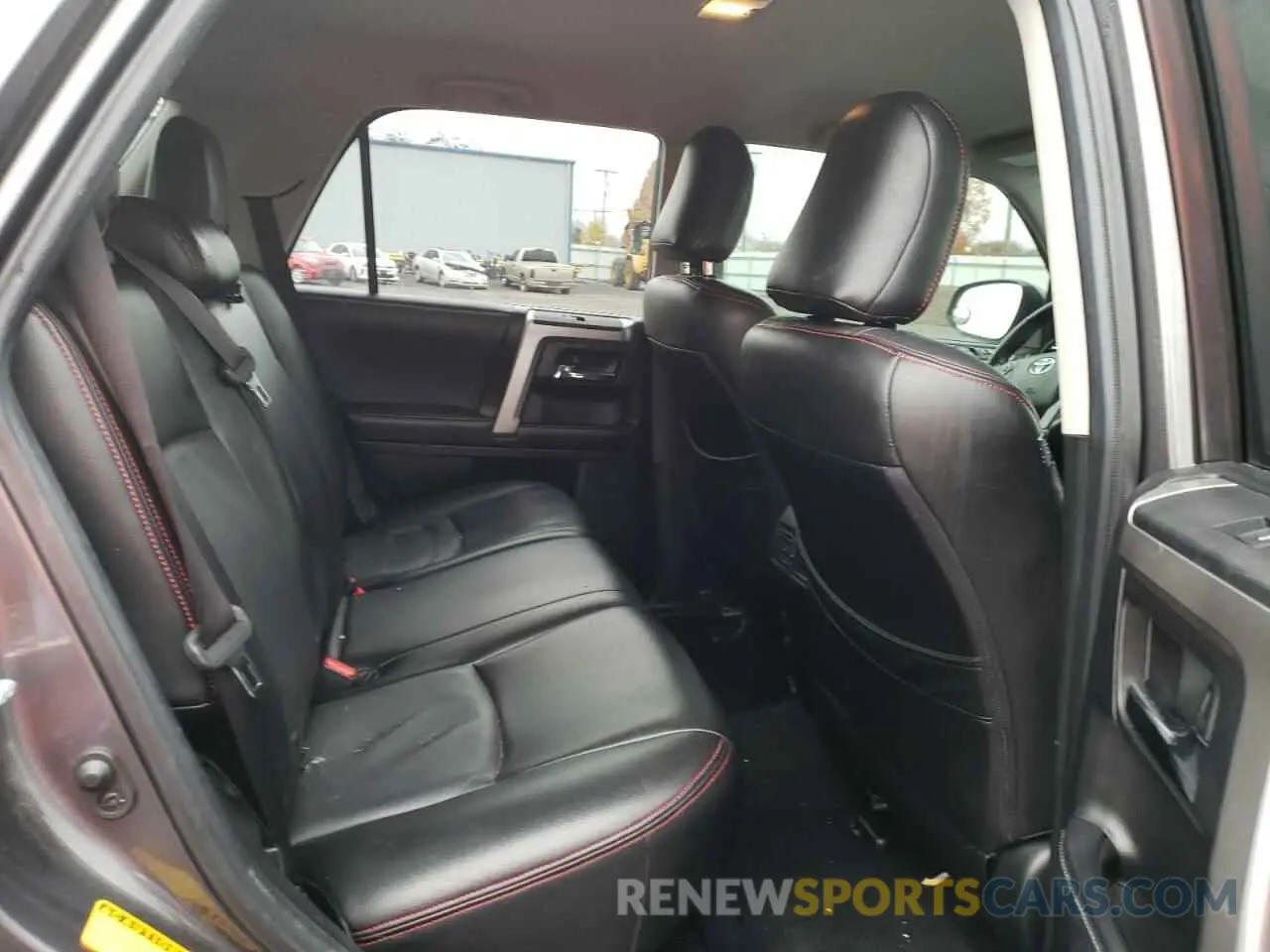 11 fotografías del automóvil dañado JTEBU5JR9K5632052 TOYOTA 4RUNNER 2019