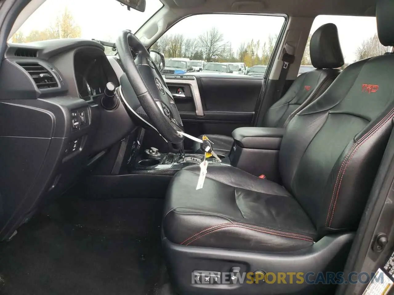 7 fotografías del automóvil dañado JTEBU5JR9K5632052 TOYOTA 4RUNNER 2019