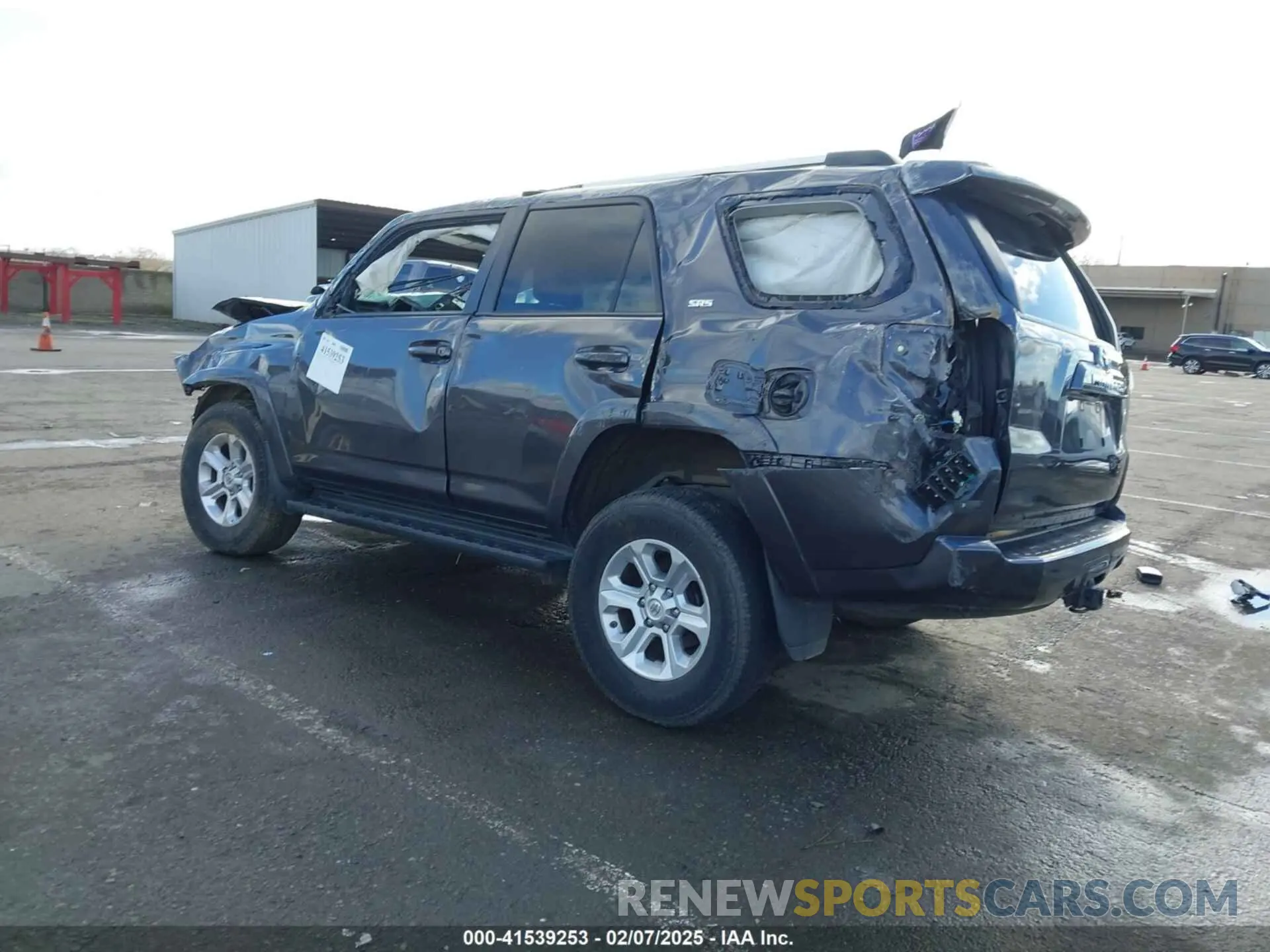 3 fotografías del automóvil dañado JTEBU5JR9K5666170 TOYOTA 4RUNNER 2019