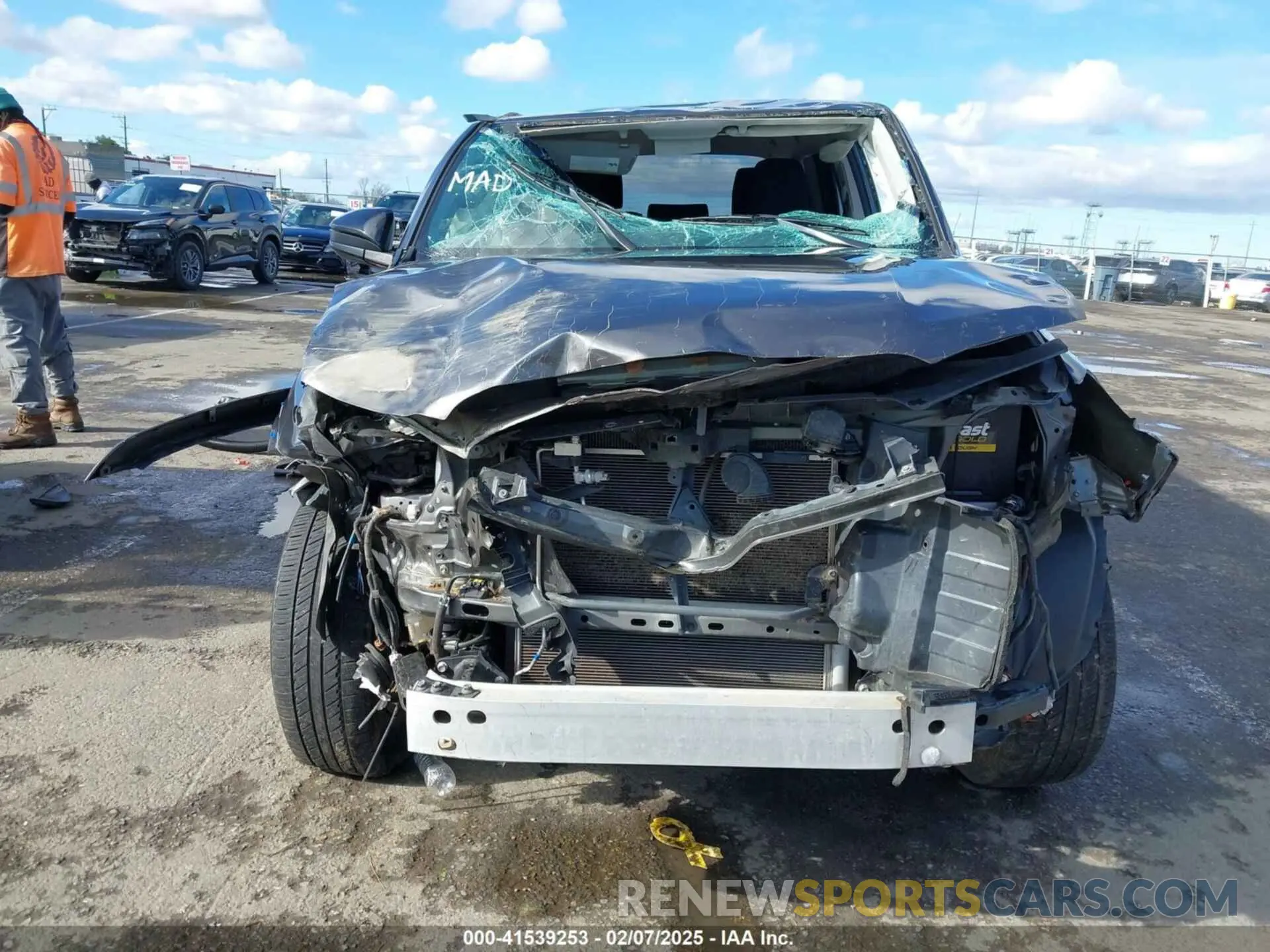 6 fotografías del automóvil dañado JTEBU5JR9K5666170 TOYOTA 4RUNNER 2019