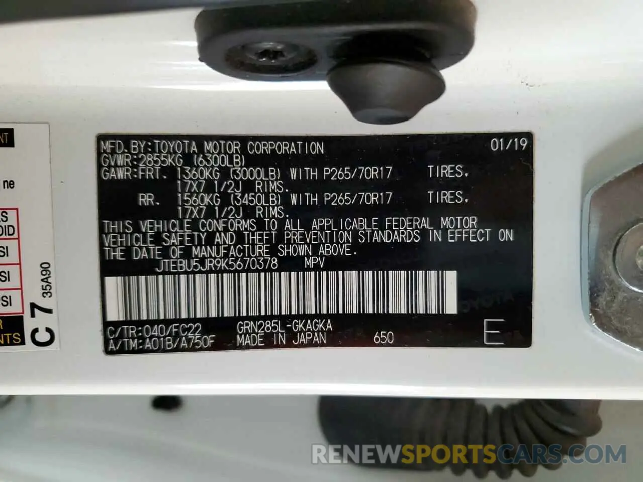 12 fotografías del automóvil dañado JTEBU5JR9K5670378 TOYOTA 4RUNNER 2019