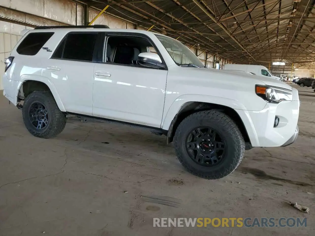 4 fotografías del automóvil dañado JTEBU5JR9K5670378 TOYOTA 4RUNNER 2019