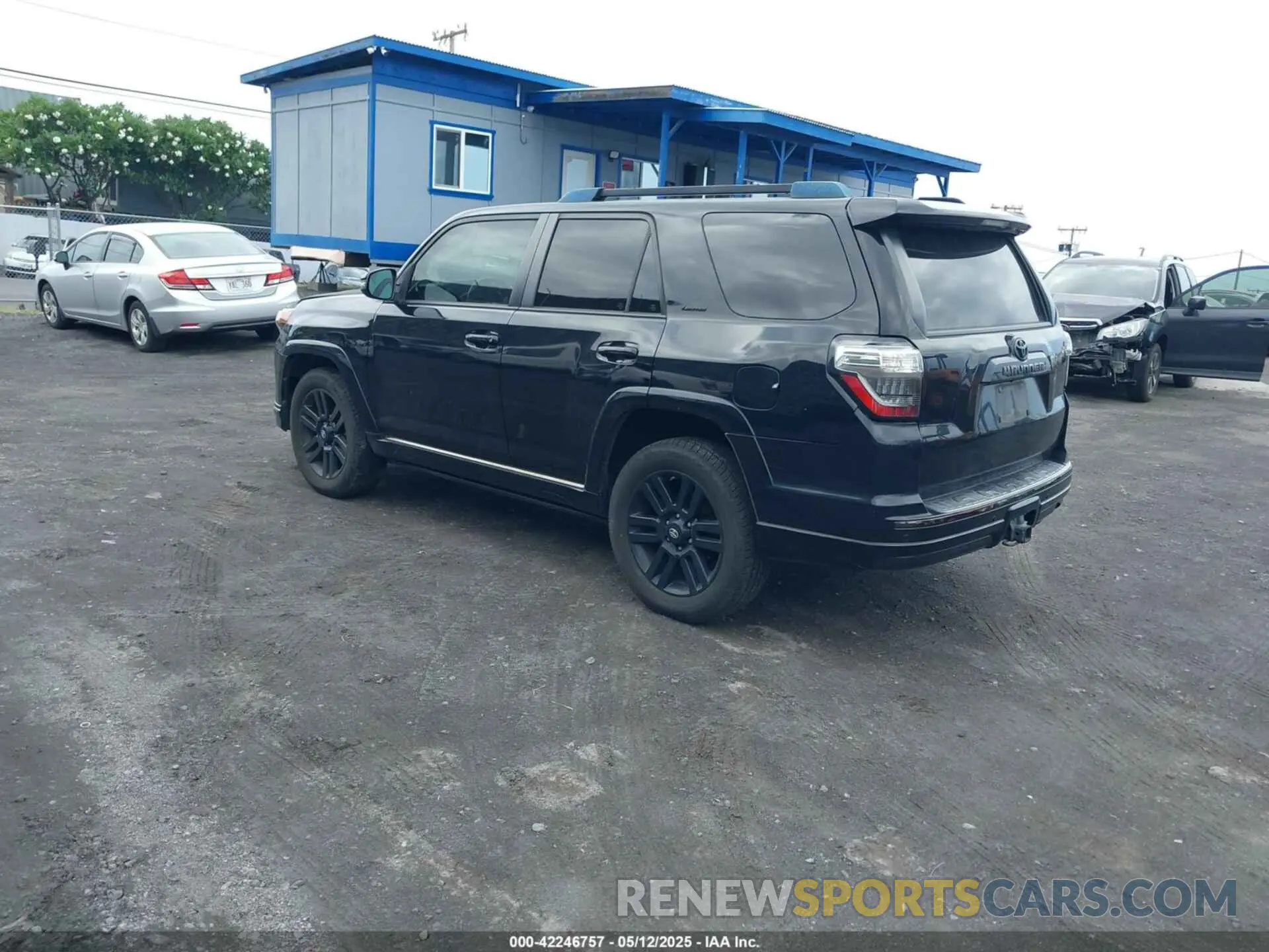 3 fotografías del automóvil dañado JTEBU5JR9K5672857 TOYOTA 4RUNNER 2019