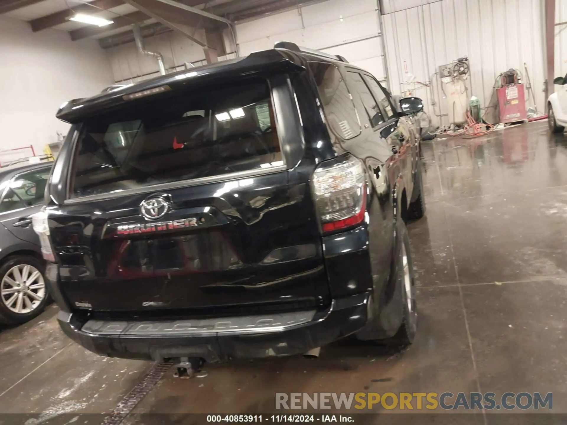 16 fotografías del automóvil dañado JTEBU5JR9K5678934 TOYOTA 4RUNNER 2019