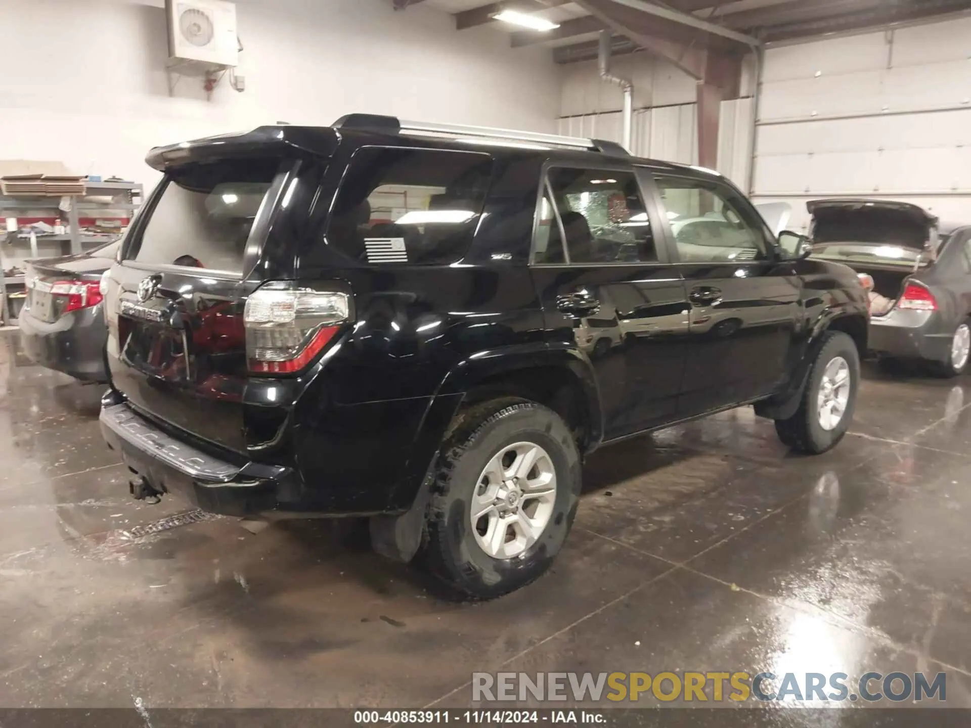 4 fotografías del automóvil dañado JTEBU5JR9K5678934 TOYOTA 4RUNNER 2019