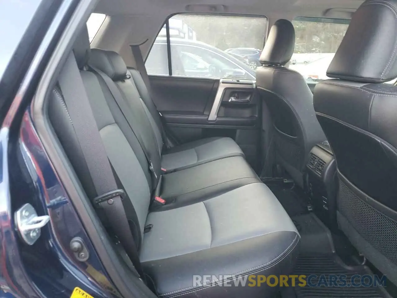 11 fotografías del automóvil dañado JTEBU5JR9K5721152 TOYOTA 4RUNNER 2019