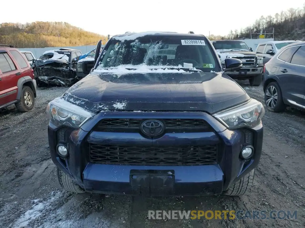 5 fotografías del automóvil dañado JTEBU5JR9K5721152 TOYOTA 4RUNNER 2019