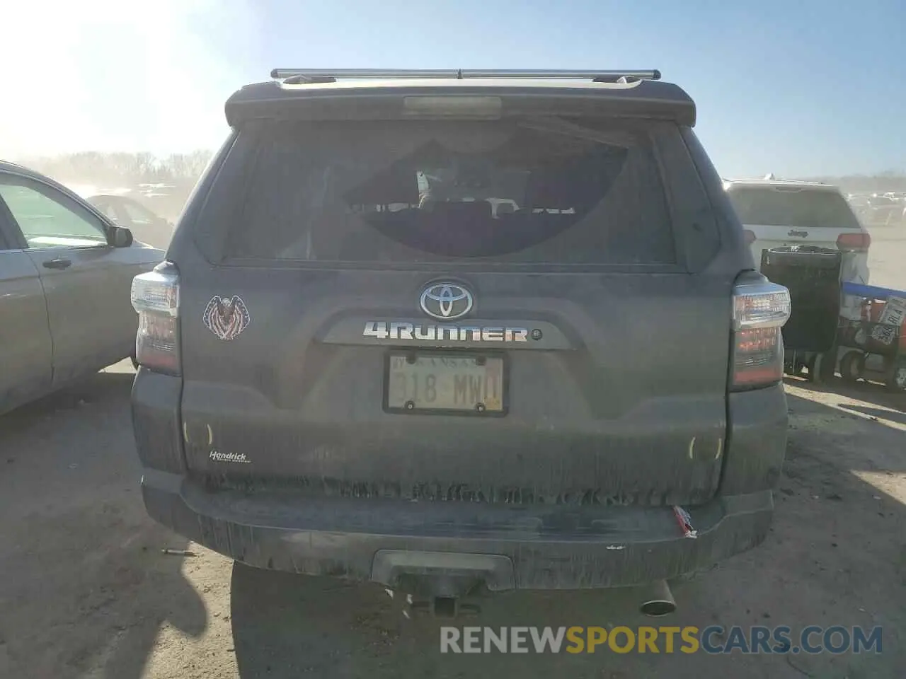 6 fotografías del automóvil dañado JTEBU5JR9K5729705 TOYOTA 4RUNNER 2019