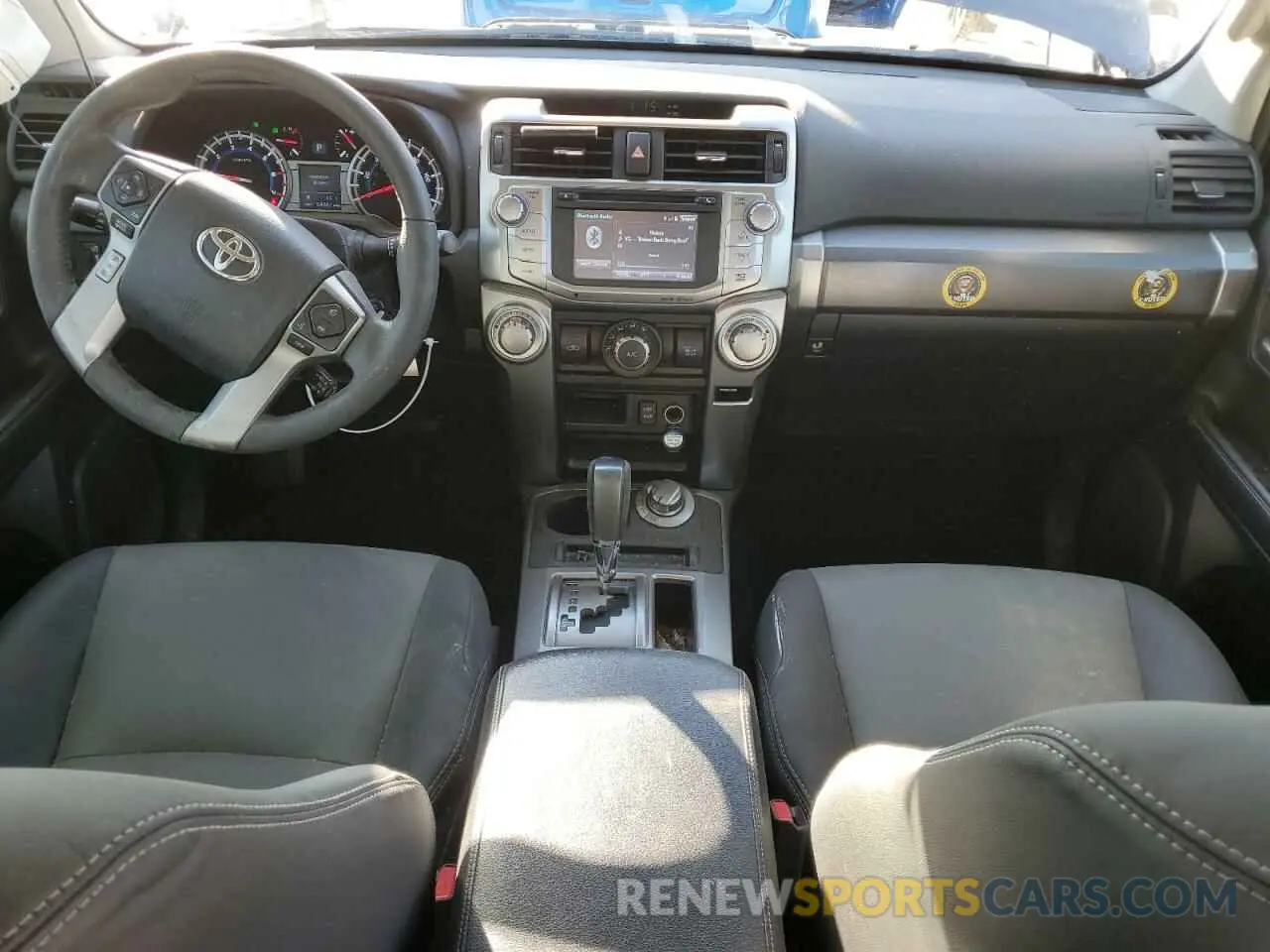 8 fotografías del automóvil dañado JTEBU5JR9K5729705 TOYOTA 4RUNNER 2019