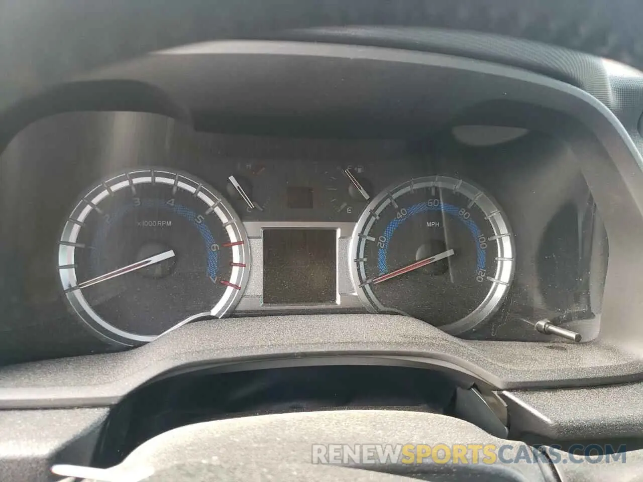 9 fotografías del automóvil dañado JTEBU5JRXK5613395 TOYOTA 4RUNNER 2019