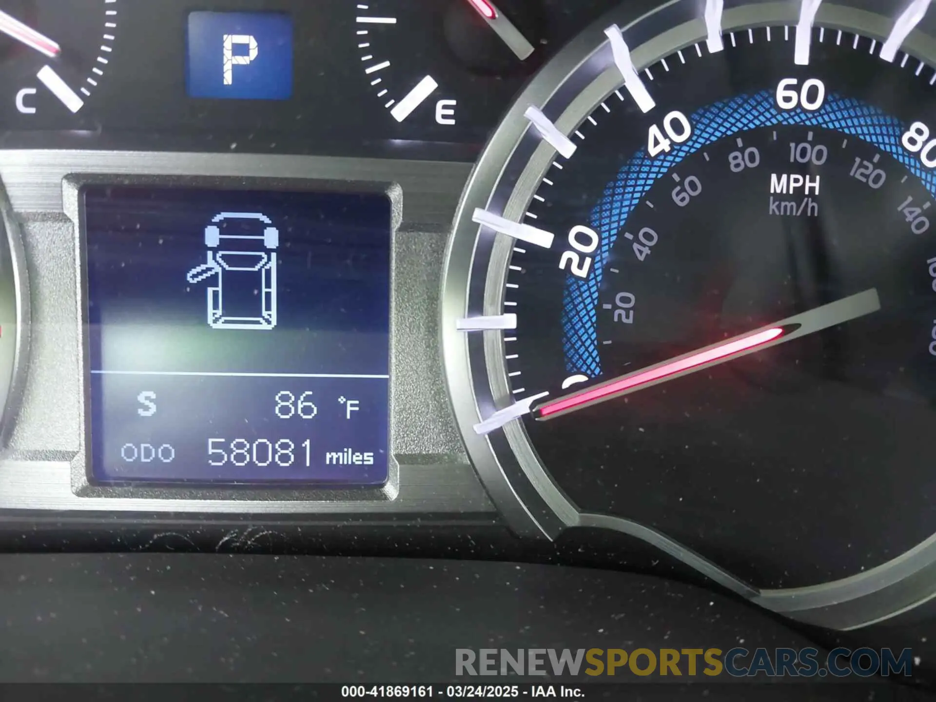 15 fotografías del automóvil dañado JTEBU5JRXK5638880 TOYOTA 4RUNNER 2019