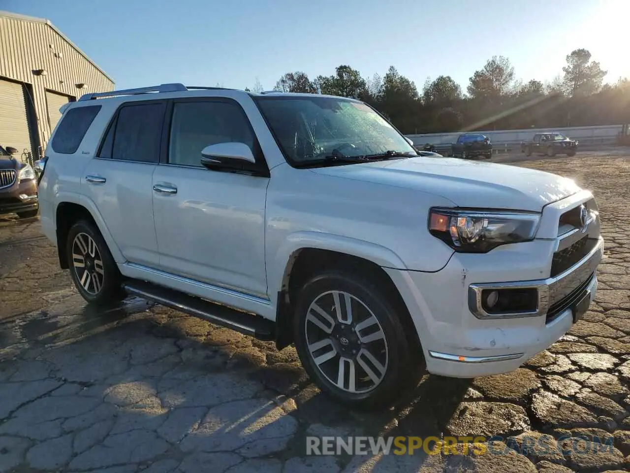 4 fotografías del automóvil dañado JTEBU5JRXK5665464 TOYOTA 4RUNNER 2019