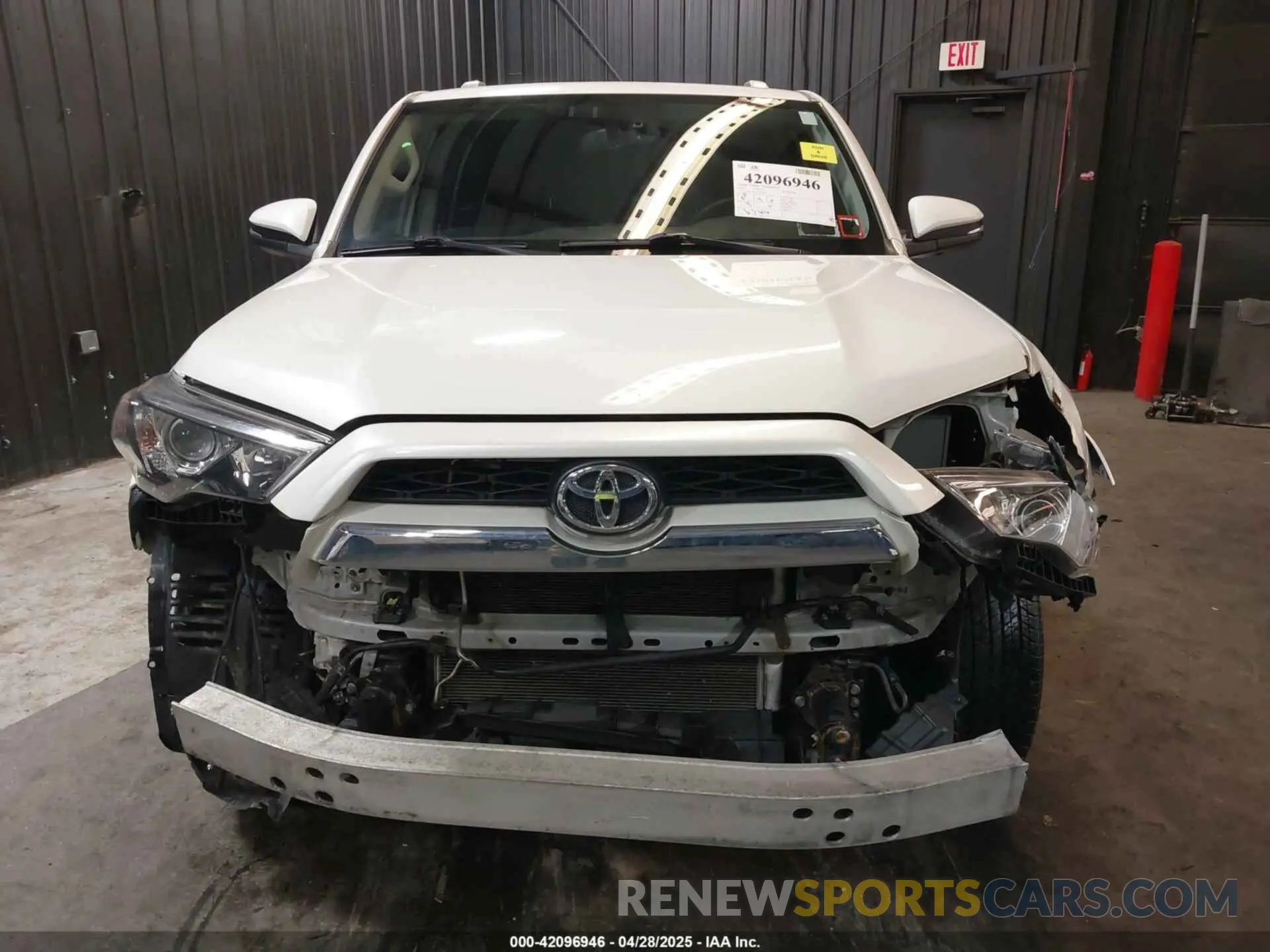 6 fotografías del automóvil dañado JTEBU5JRXK5678456 TOYOTA 4RUNNER 2019