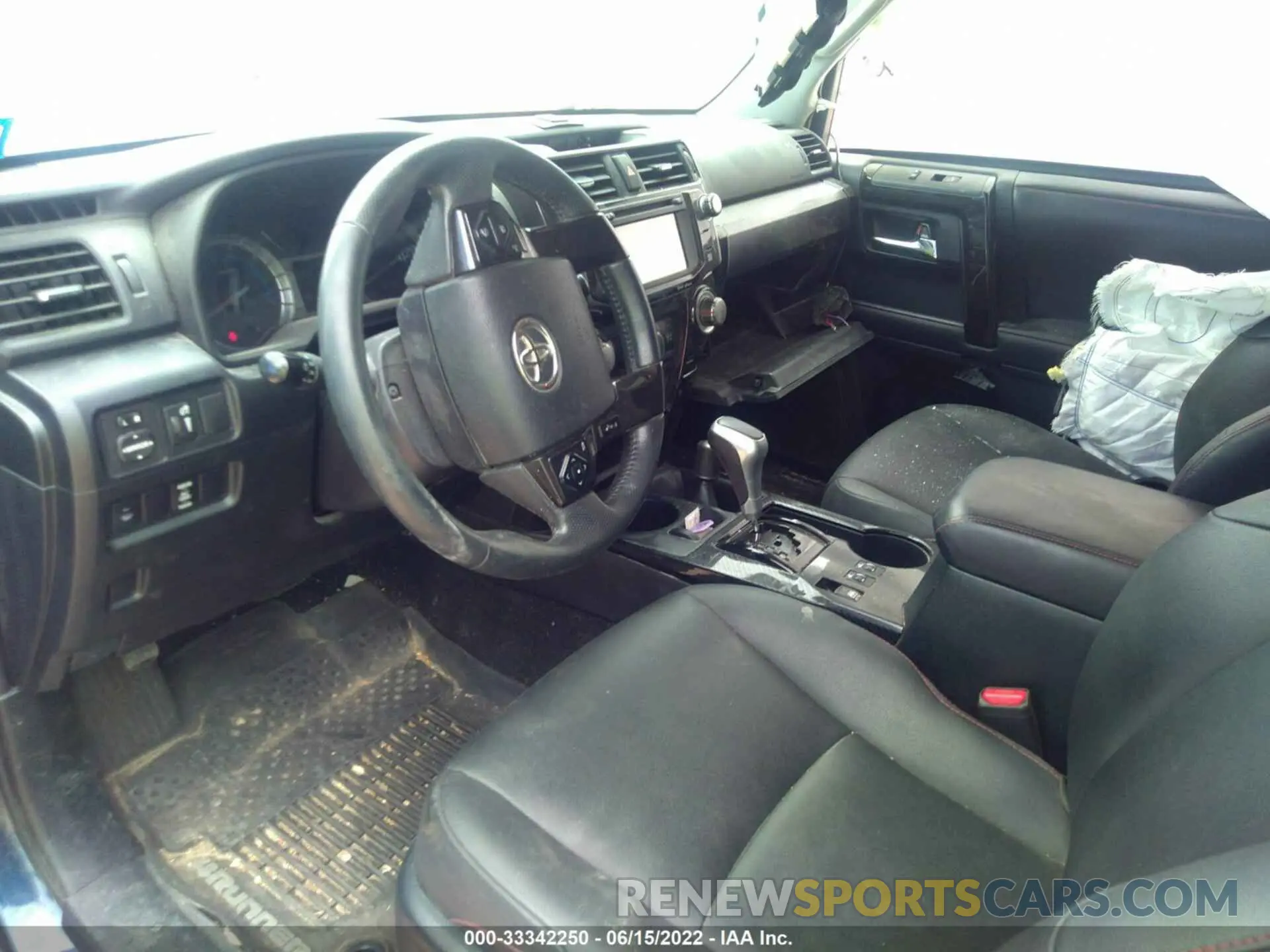 5 fotografías del automóvil dañado JTEBU5JRXK5684144 TOYOTA 4RUNNER 2019