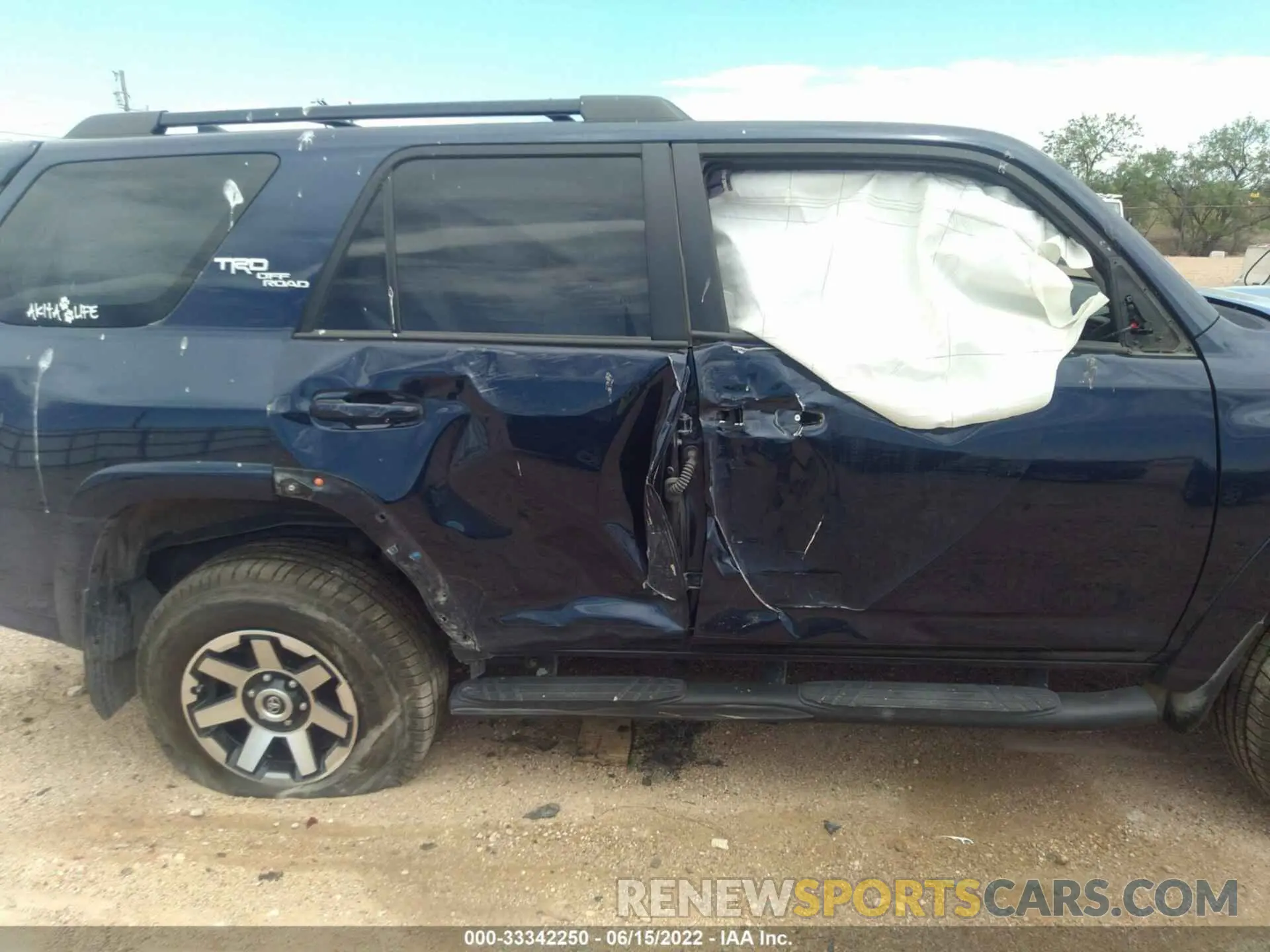 6 fotografías del automóvil dañado JTEBU5JRXK5684144 TOYOTA 4RUNNER 2019