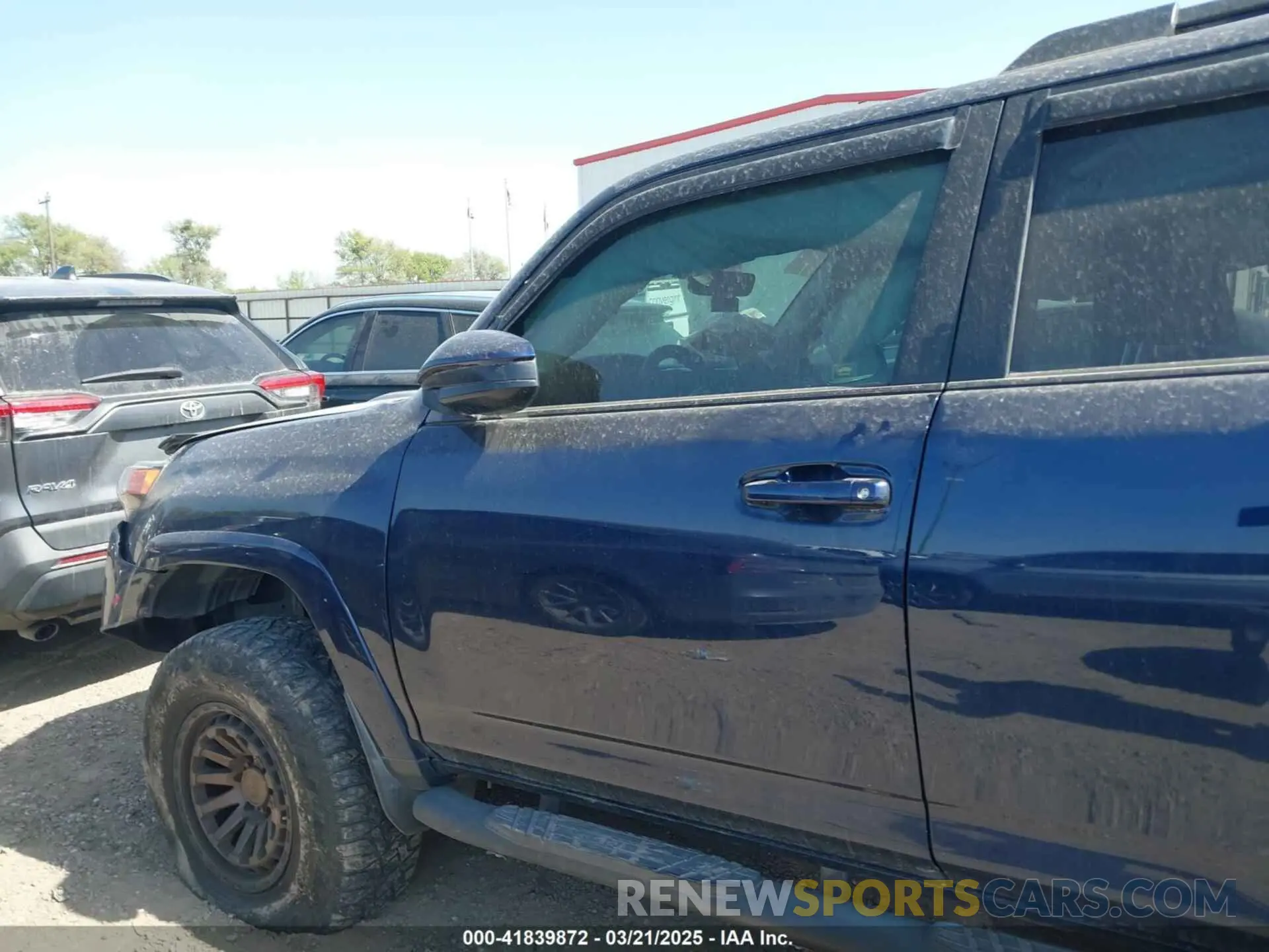 14 fotografías del automóvil dañado JTEBU5JRXK5721483 TOYOTA 4RUNNER 2019