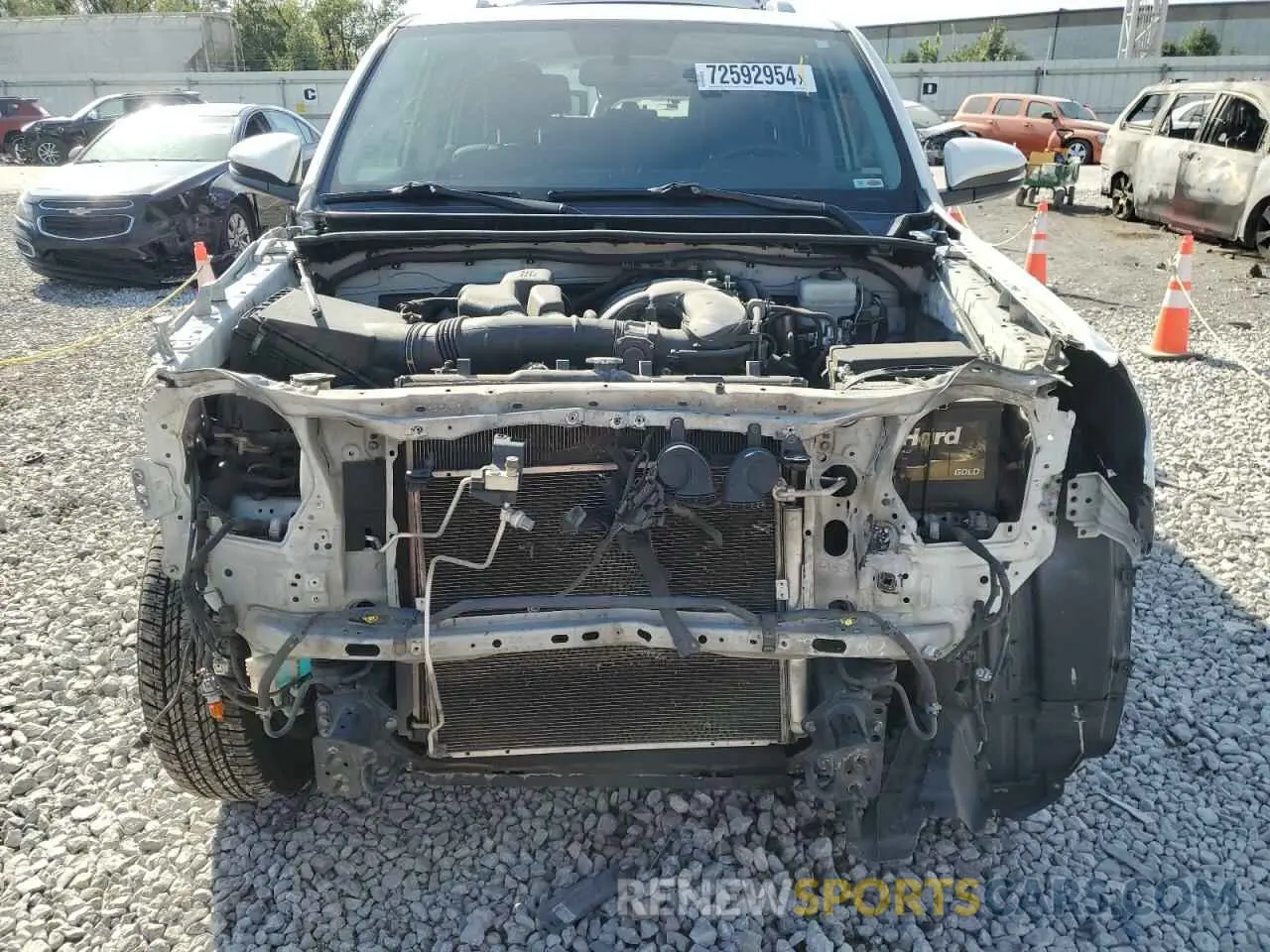 5 fotografías del automóvil dañado JTEBU5JRXK5728532 TOYOTA 4RUNNER 2019