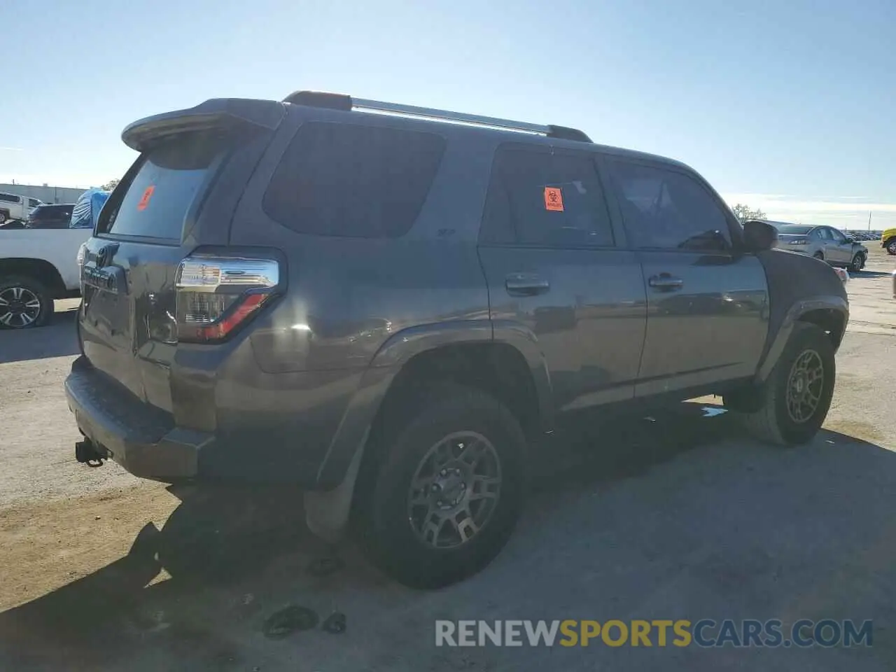 3 fotografías del automóvil dañado JTEZU5JR0K5196612 TOYOTA 4RUNNER 2019