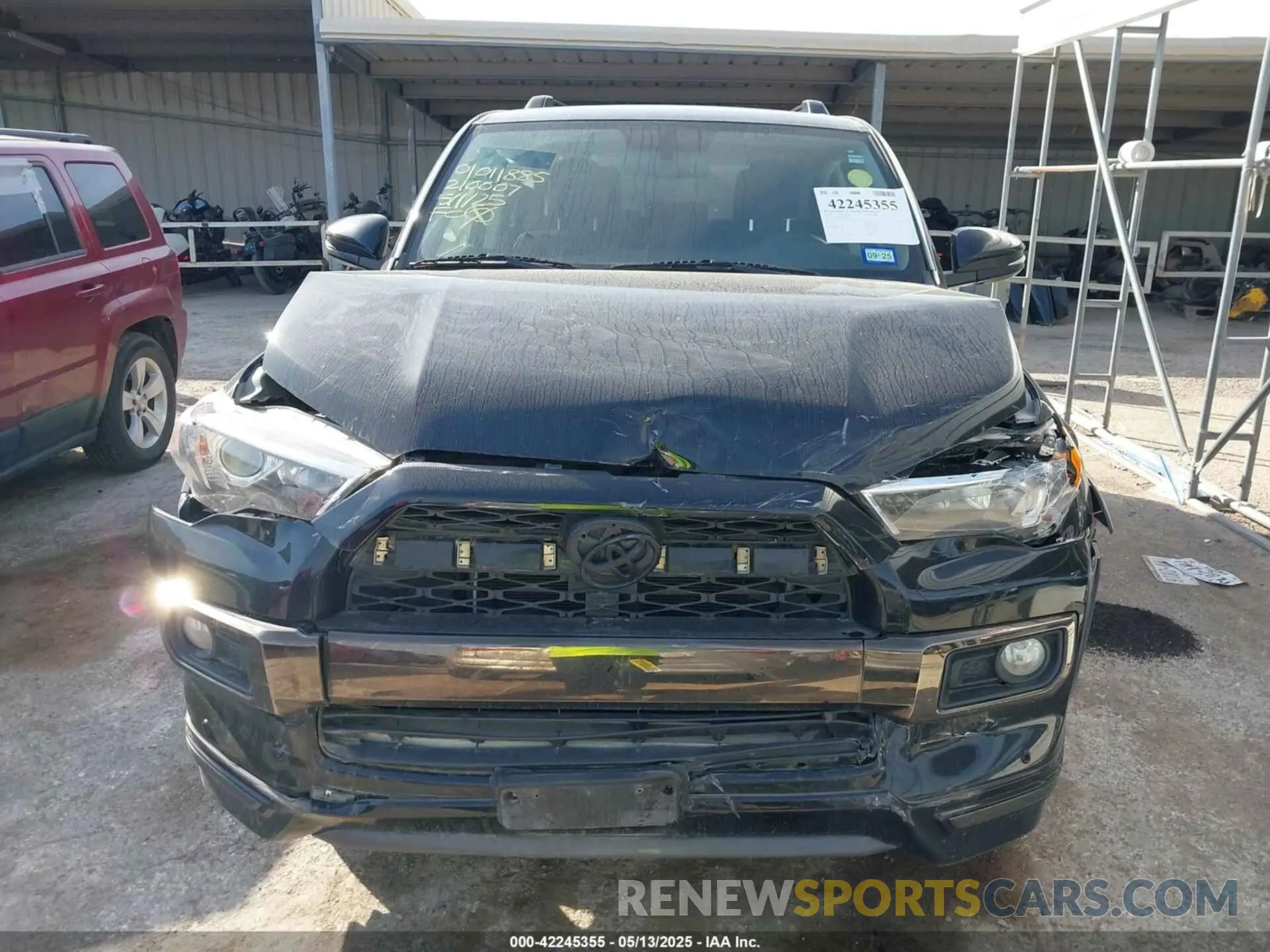 12 fotografías del automóvil dañado JTEZU5JR0K5210007 TOYOTA 4RUNNER 2019