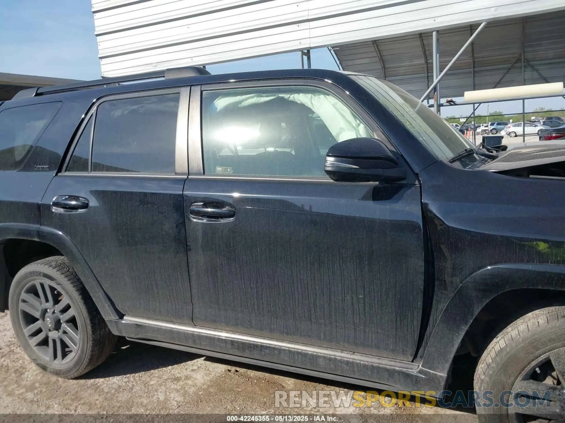 13 fotografías del automóvil dañado JTEZU5JR0K5210007 TOYOTA 4RUNNER 2019