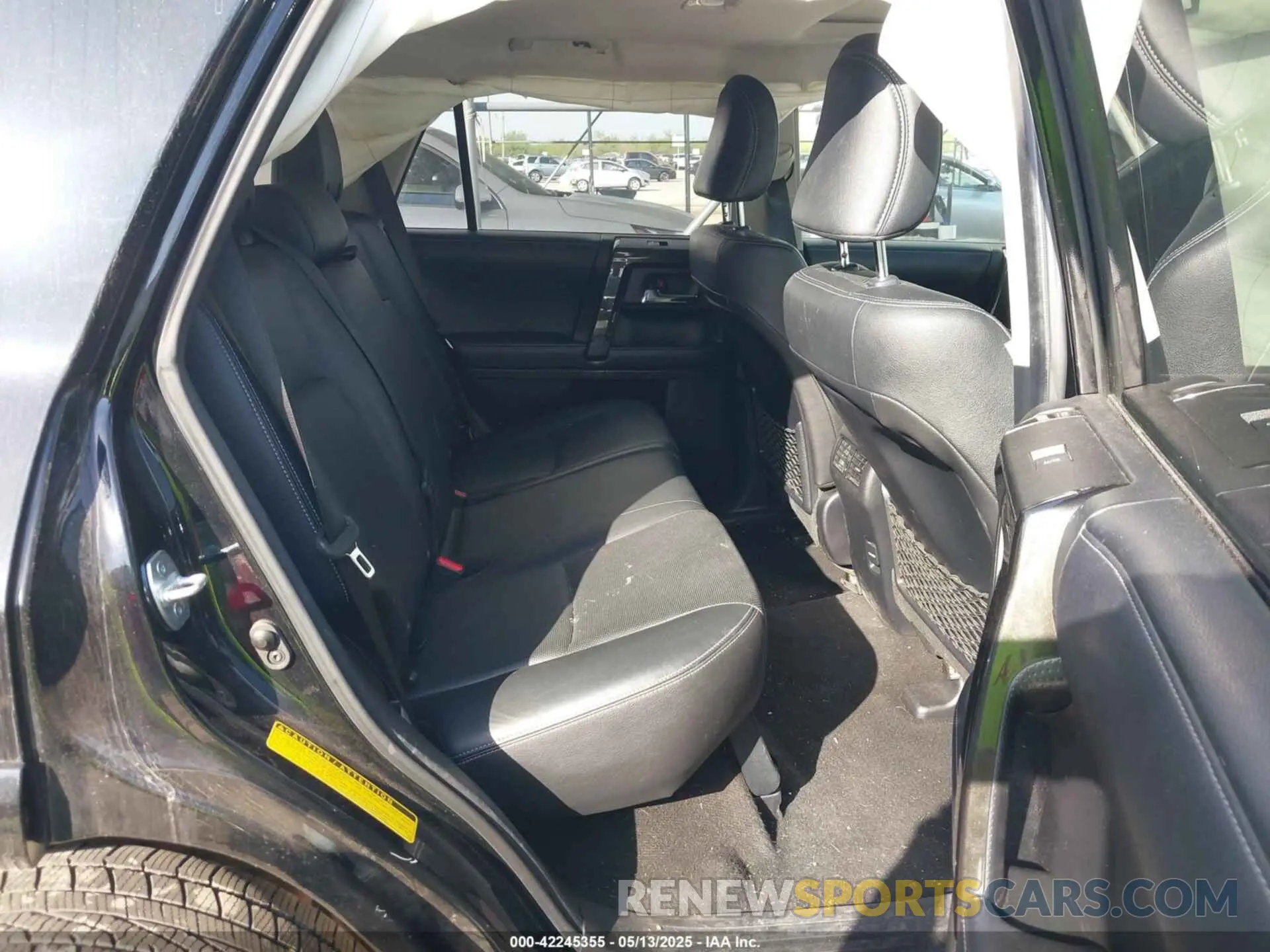 8 fotografías del automóvil dañado JTEZU5JR0K5210007 TOYOTA 4RUNNER 2019