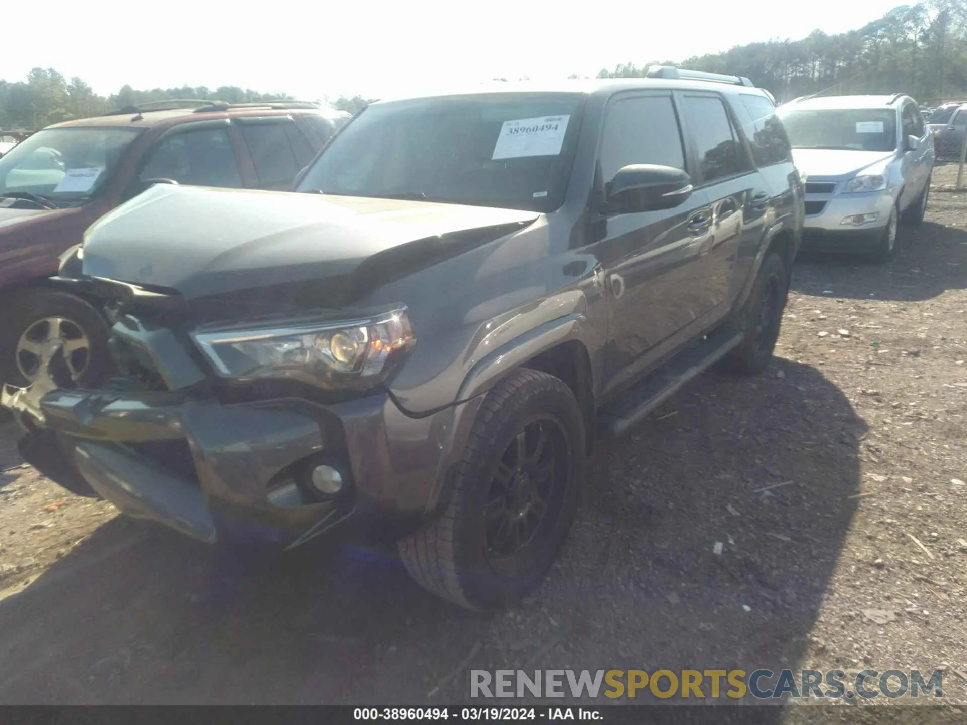 2 fotografías del automóvil dañado JTEZU5JR0K5211237 TOYOTA 4RUNNER 2019