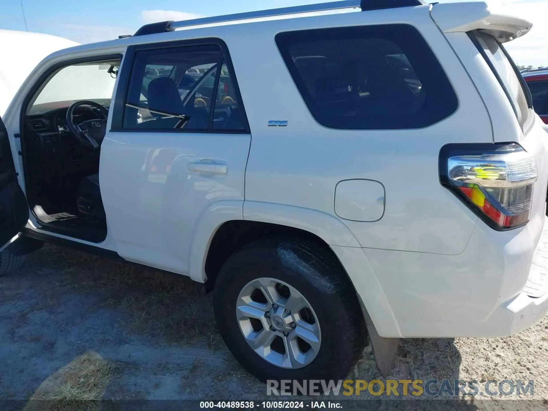 6 fotografías del automóvil dañado JTEZU5JR1K5211893 TOYOTA 4RUNNER 2019