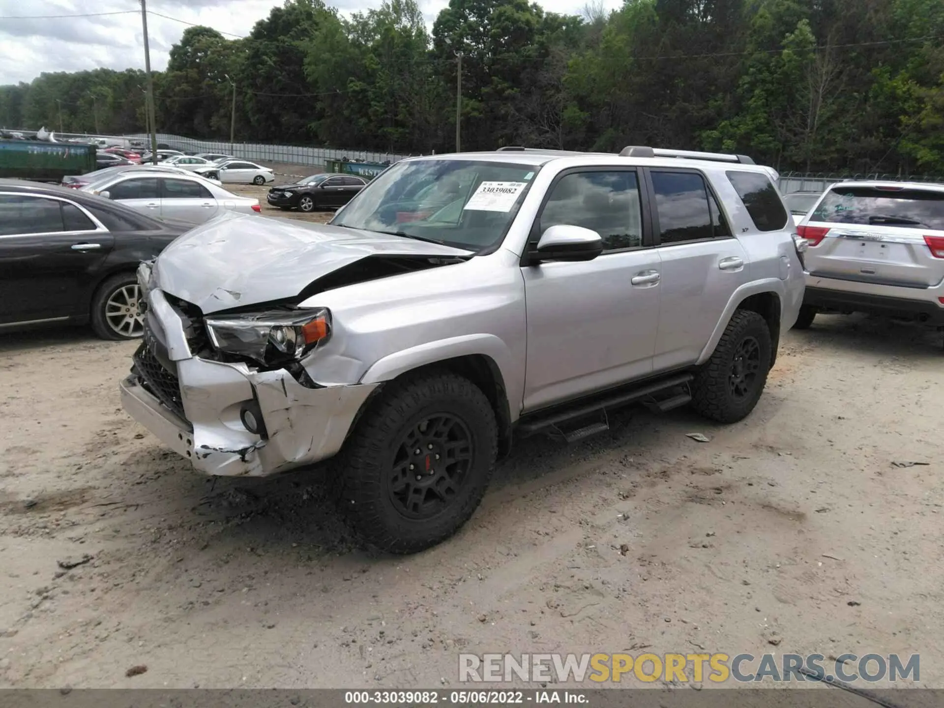 2 fotografías del automóvil dañado JTEZU5JR2K5198099 TOYOTA 4RUNNER 2019