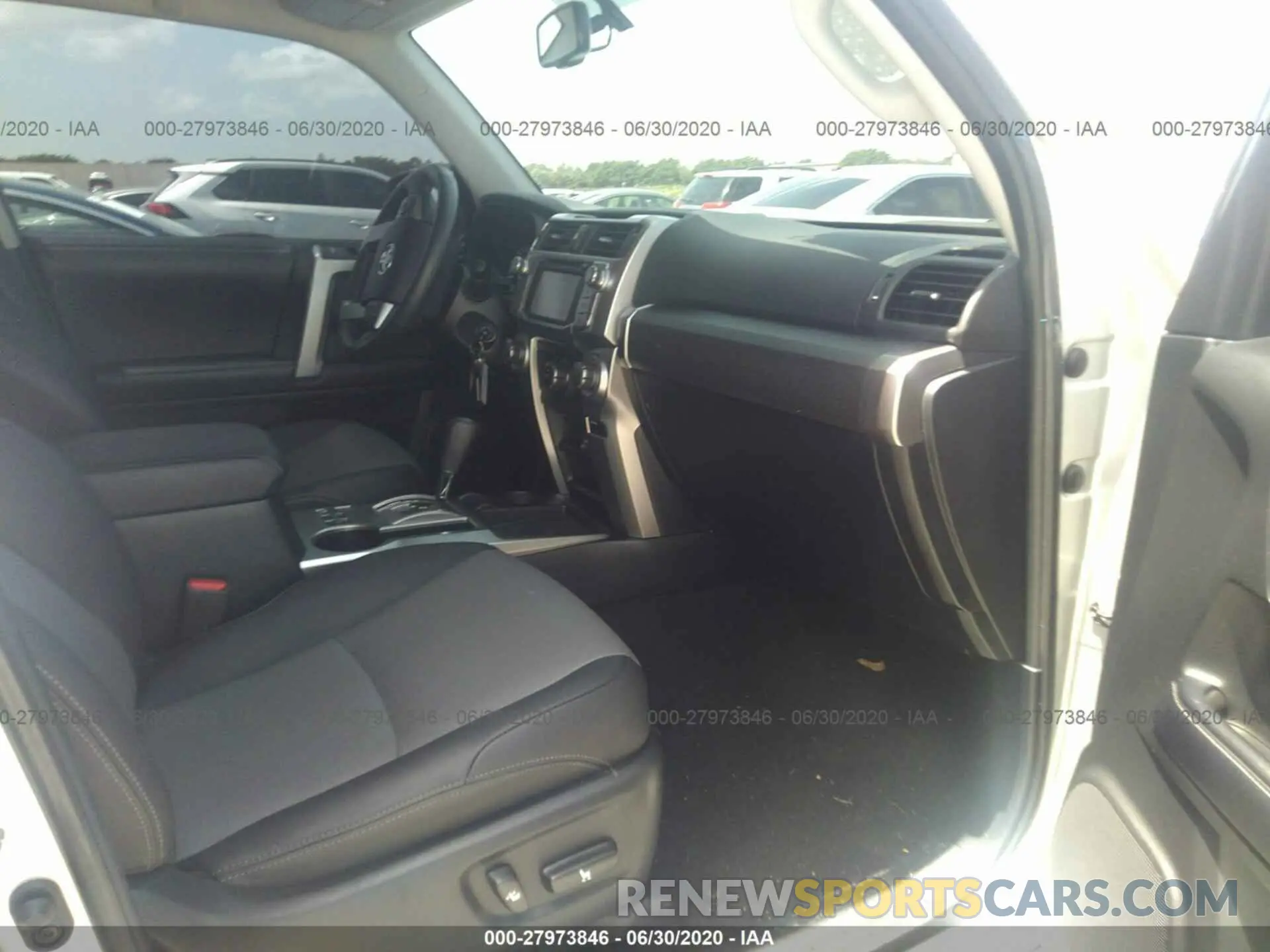 5 fotografías del automóvil dañado JTEZU5JR3K5193610 TOYOTA 4RUNNER 2019